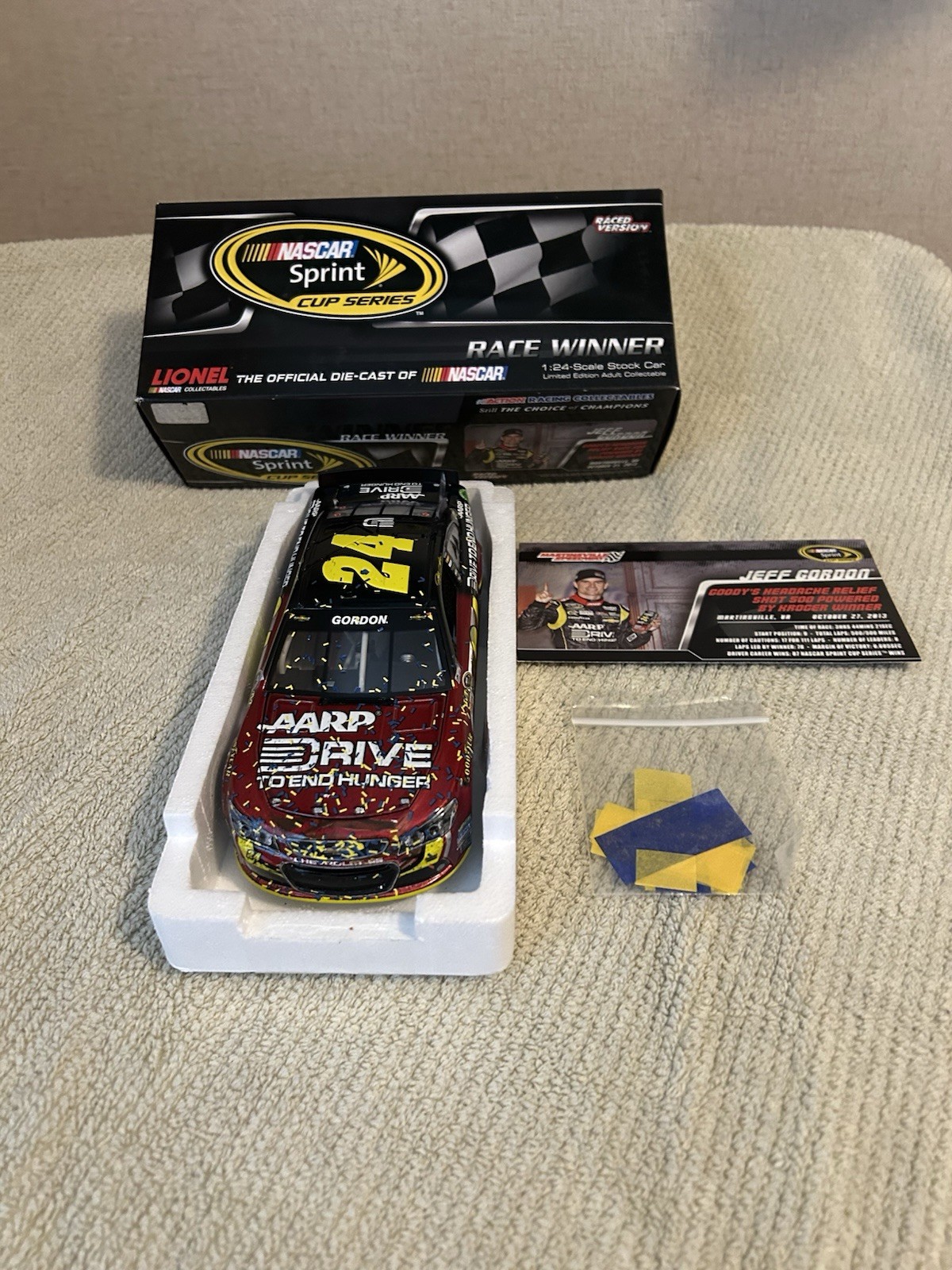 2013 #24 Jeff Gordon AARP/DTEH 1/24 Martinsville Race Win Diecast Action 2013 #24 Jeff Gordon AARP/DTEH 1/24 Martinsville Race Win Diecast Action