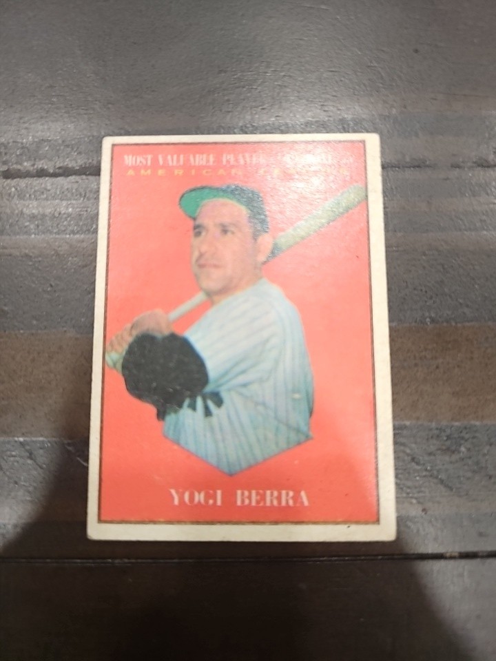 1961 Topps Yogi Berra #472 Most Valuable Player New York Yankees MLB 1961 Topps Yogi Berra #472 Most Valuable Player New York Yankees MLB