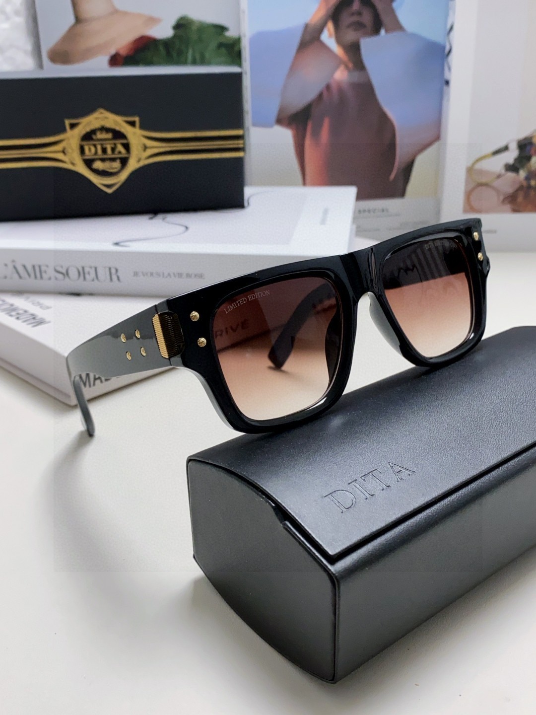 `DITA Emitter-One Sunglasses Black Square Frame Brown Gradient Lens Limited