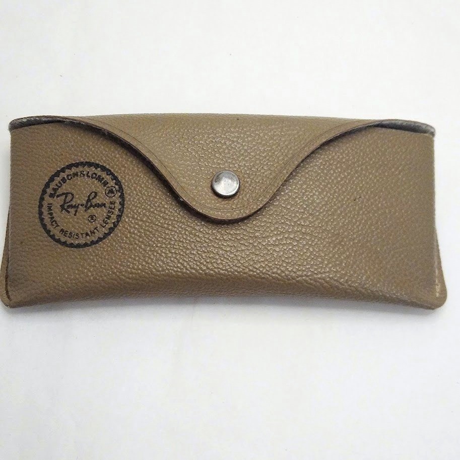 Vintage Ray Ban Bausch Lomb Tan Leatherette Aviator Sunglasses Case Belt Loop