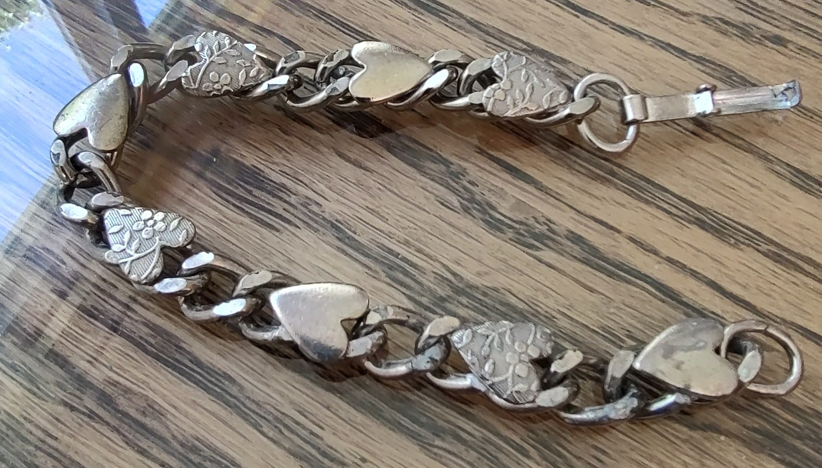Vintage heavy heart and floral link bracelet- Chunky Romantic Y2K Boho approx 7