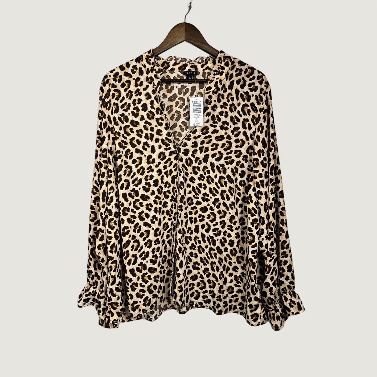 Torrid Frida Leopard Georgette Button Down Shirt 2 2X Plus Size New 43335423