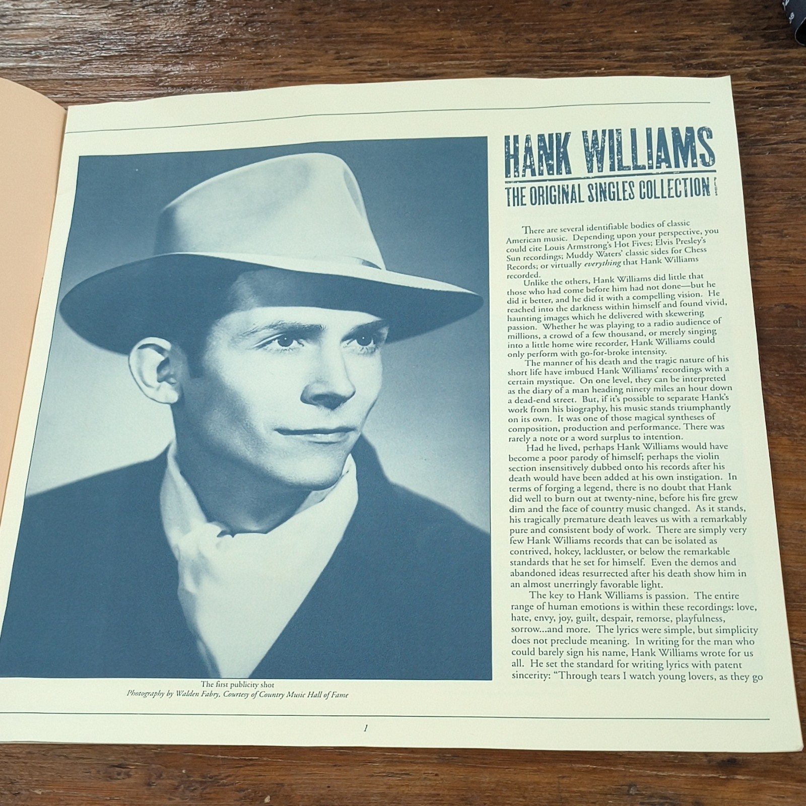 Hank Williams: The Original Singles Collection Hardcover Colin Escott Hank Williams: The Original Singles Collection Hardcover Colin Escott