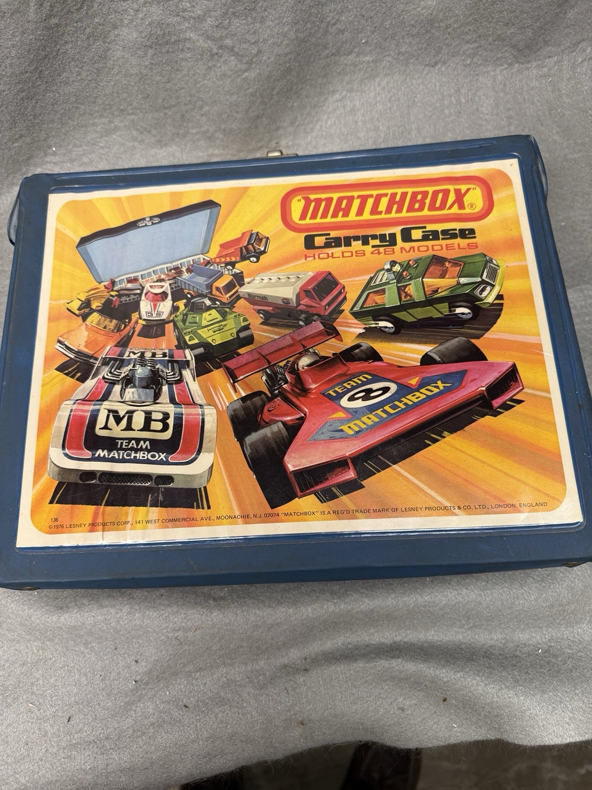 VINTAGE 1976 LESNEY MATCHBOX CARRY CASE W/ 48 1970S LESNEY VEHICLES ENGLAND