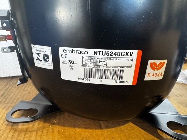 COMPRESSOR EMBRACO NTU6240GKV  MBP 1  1/2 HP 208-230/1/60,   R404  8,408 Btu