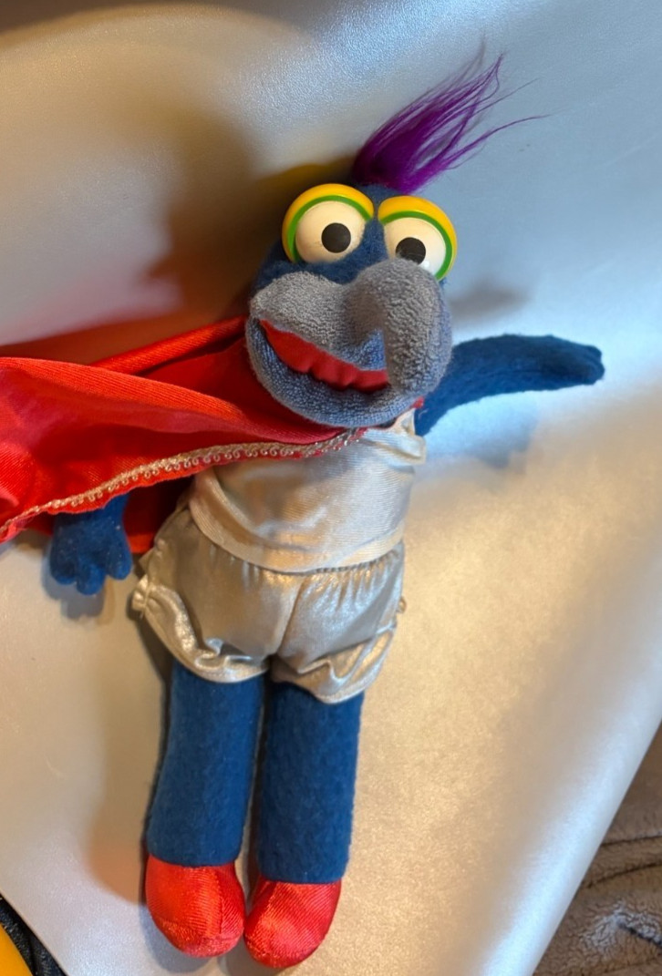 Vintage 1981 Muppets “The Great Gonzo” 13” Plush Doll #858 Fisher Price Vintage 1981 Muppets “The Great Gonzo” 13” Plush Doll #858 Fisher Price