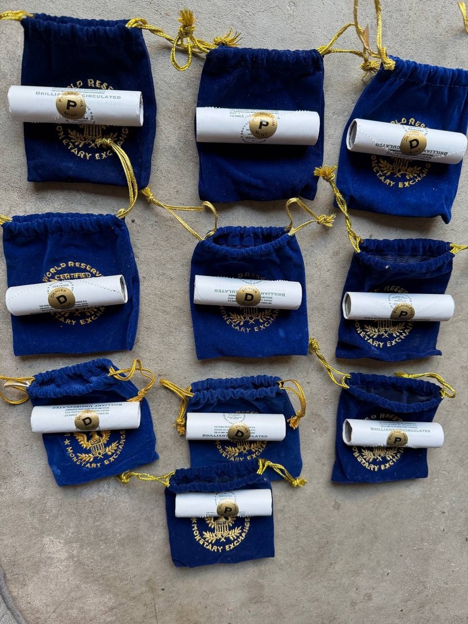 Loot of 10 Moon Rock Material Souvenir Vials Presidential Collectible P Mint Loot of 10 Moon Rock Material Souvenir Vials Presidential Collectible P Mint