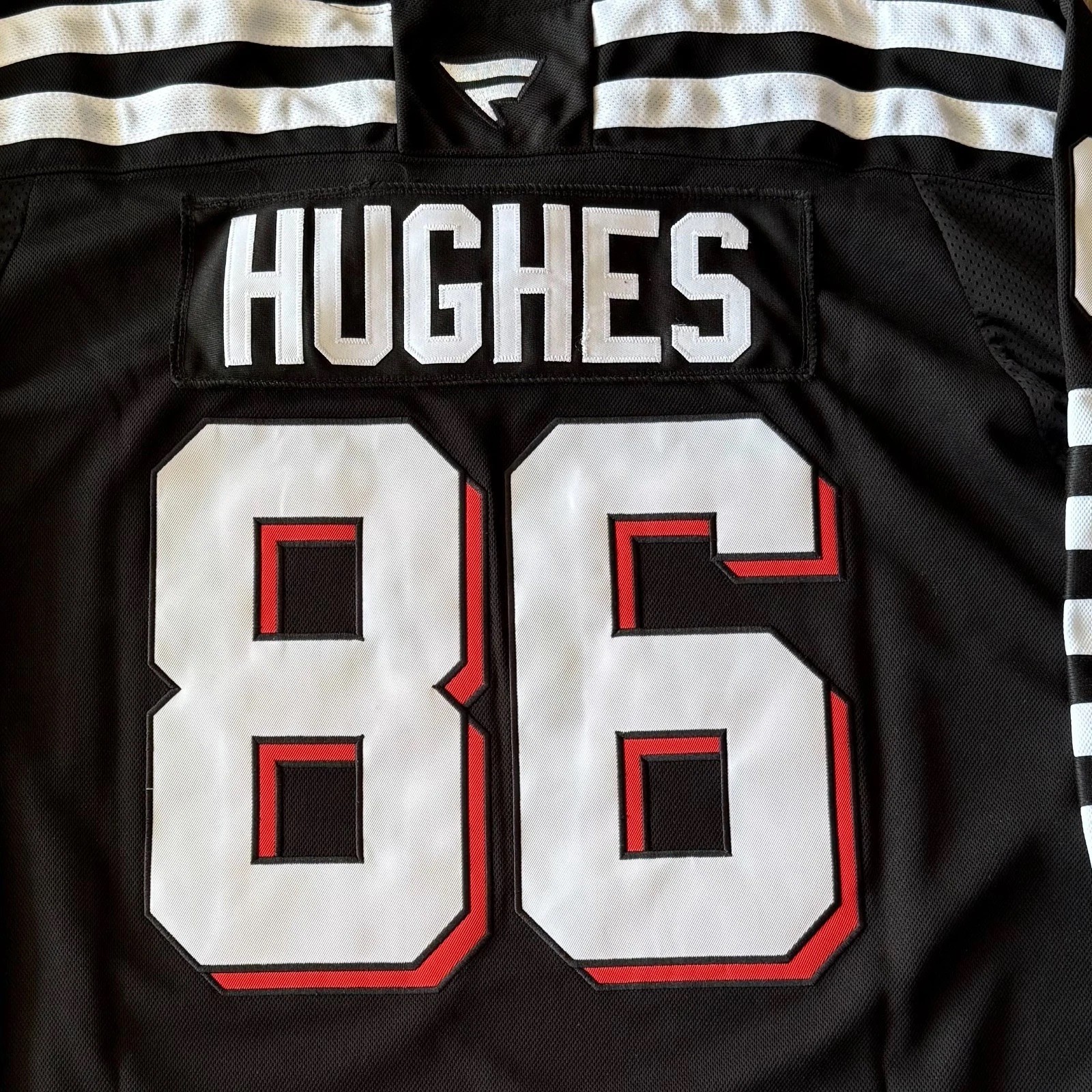 Jack Hughes @86 New Jersey Devils Black NWT Jack Hughes @86 New Jersey Devils Black NWT