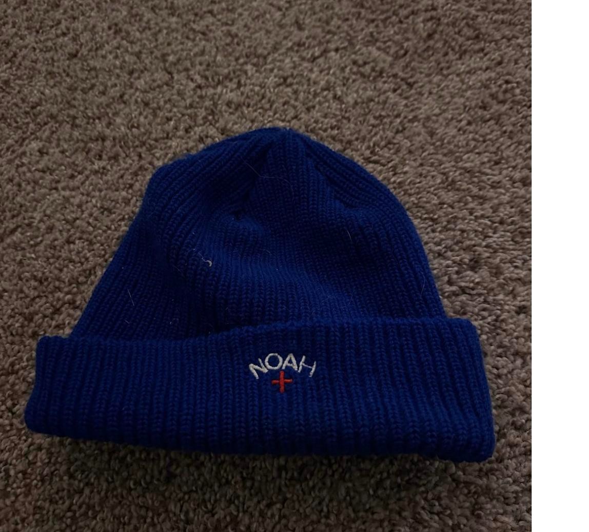 Noah NY Core Logo Beanie Royal Blue One Size Made in Canada 100% Acrylic Cuffed