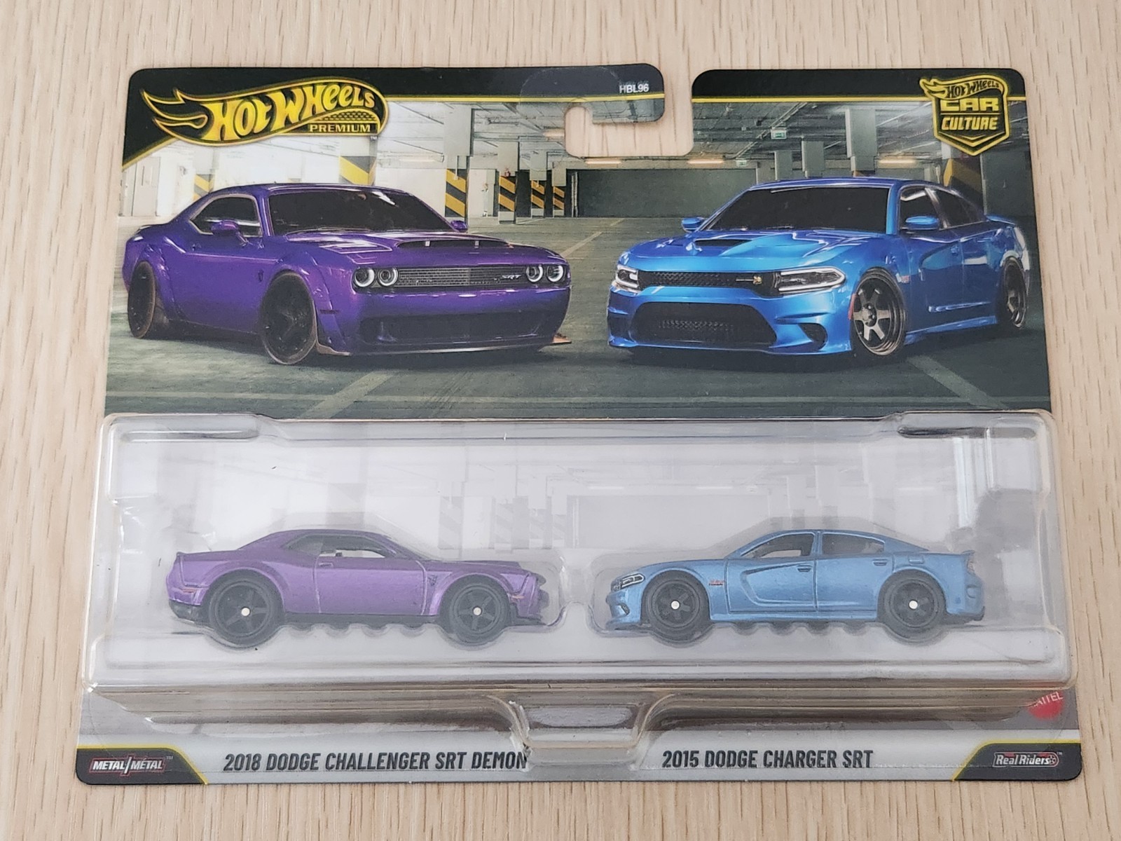 Hot Wheels 2018 Dodge Challenger & 2015 Charger SRT 2-Pack Premium Car Culture