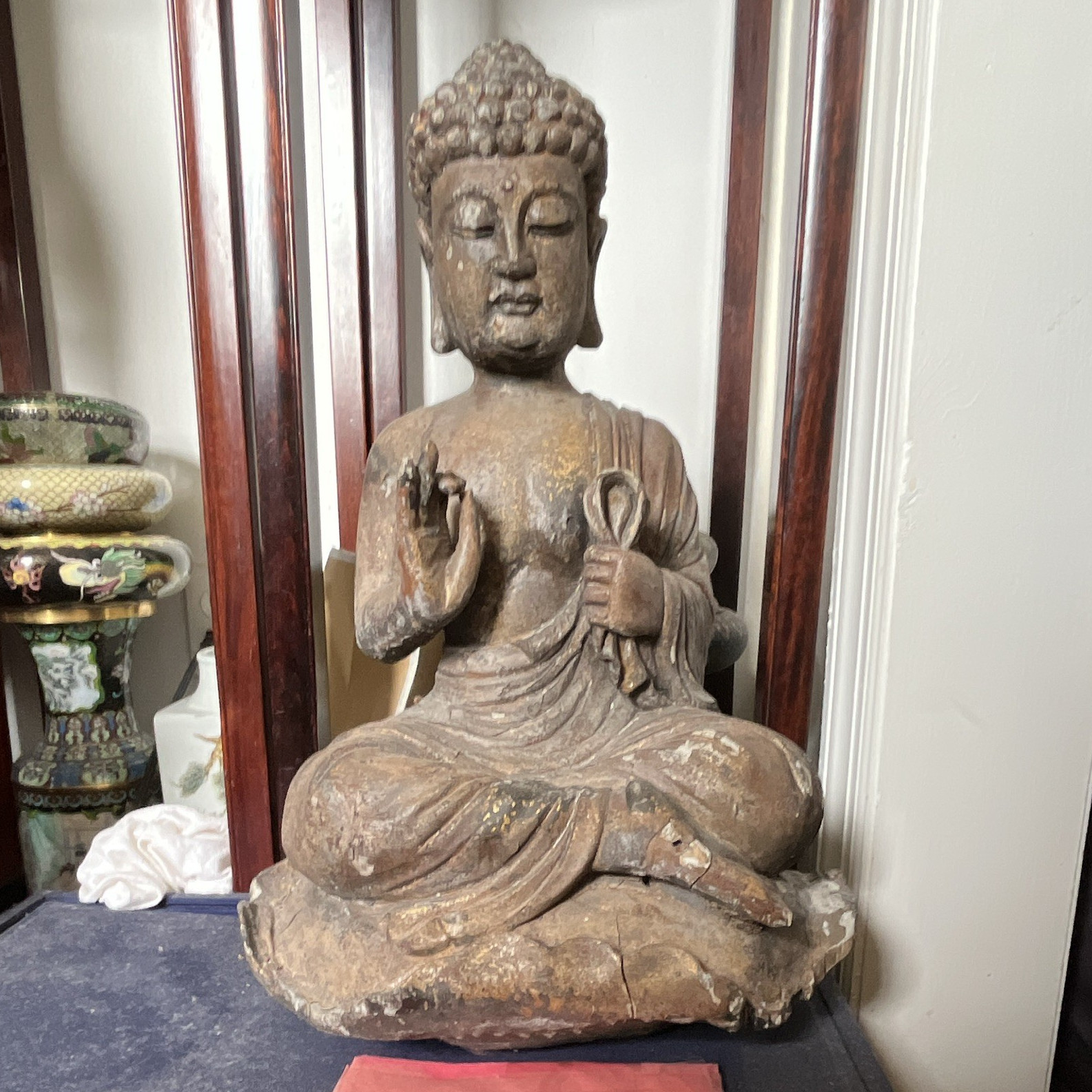 Antique Brown Seated Buddha Statue Figure - Buddhism Asian Statue Antique Brown Seated Buddha Statue Figure - Buddhism Asian Statue
