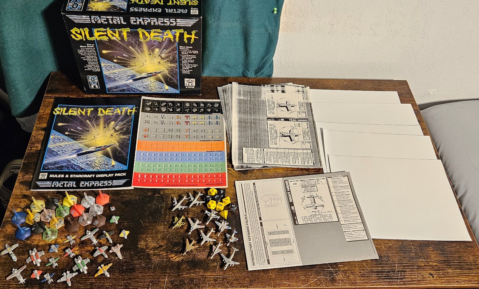 SILENT DEATH #7010 - Sci-Fi RPG - Metal Express I.C.E. - With Extra Figs - READ*