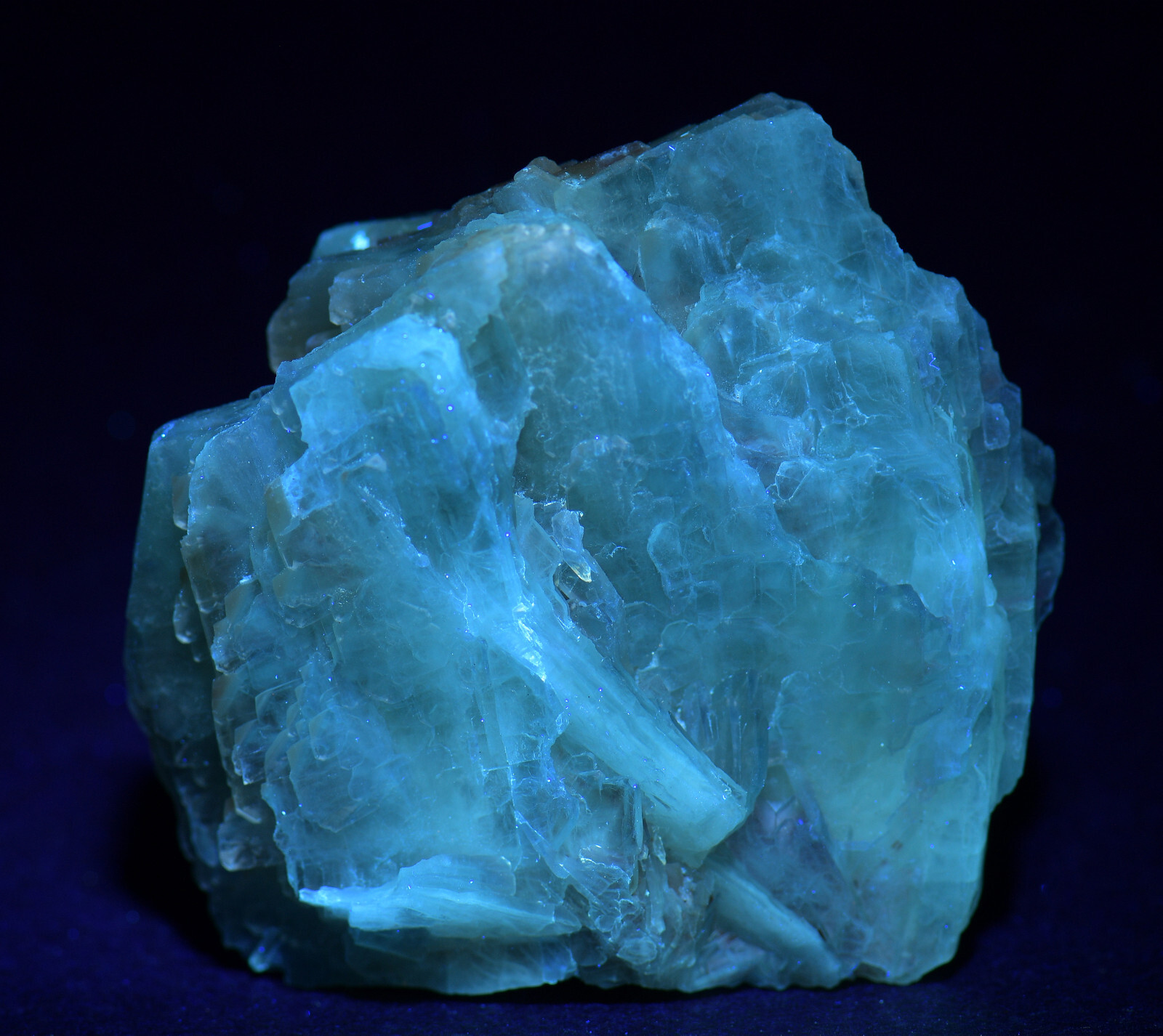 Blue Barite crystals, fluorescent. Hartsel, Colorado. 147 grams.