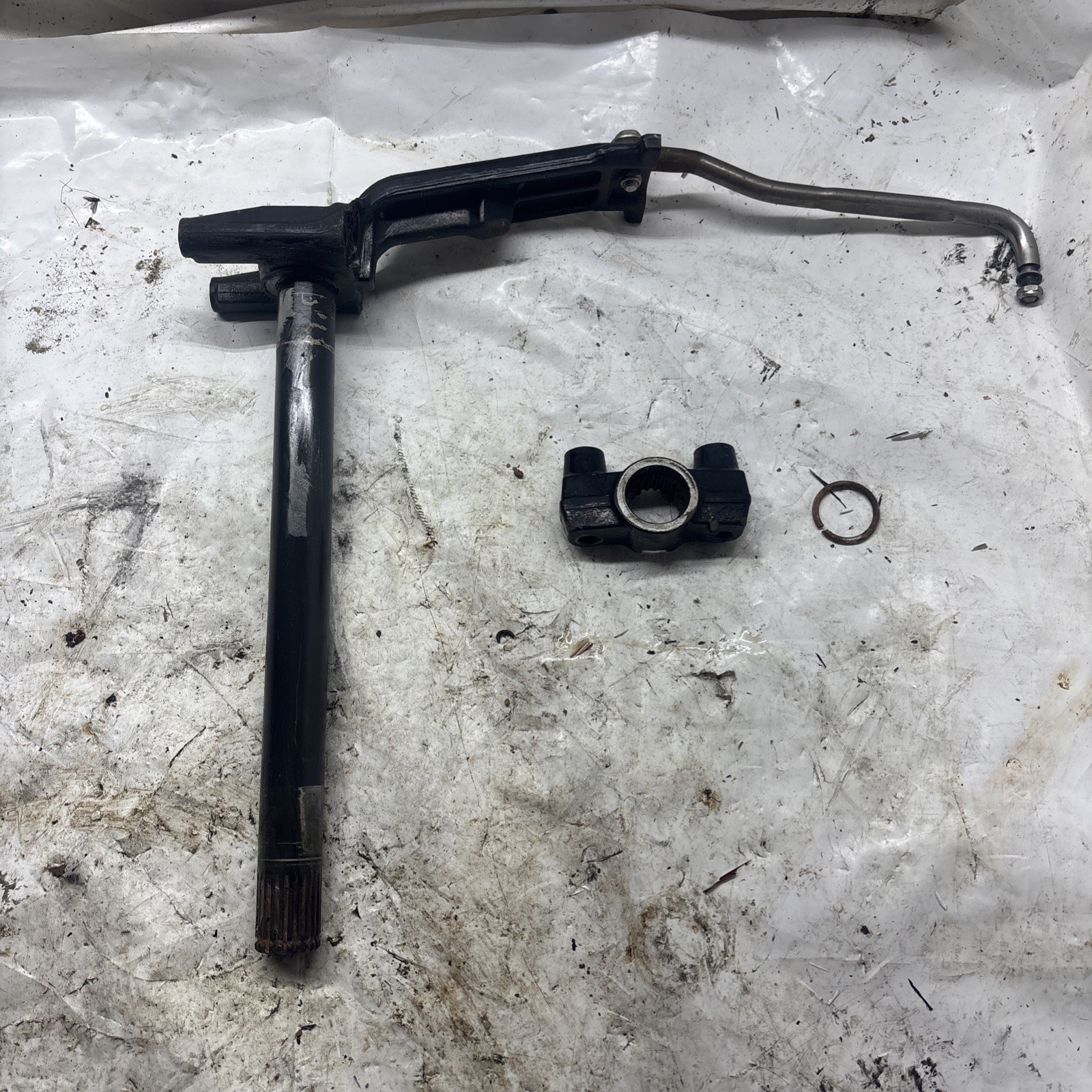 OEM Mercury 90-125HP Swivel Pin Assy 99661A35 Freshwater