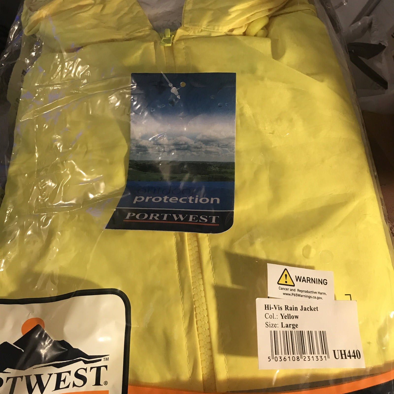 Portwest UH440 Mens Waterproof Hi Vis Rain Jacket Reflective Lightweight Safety