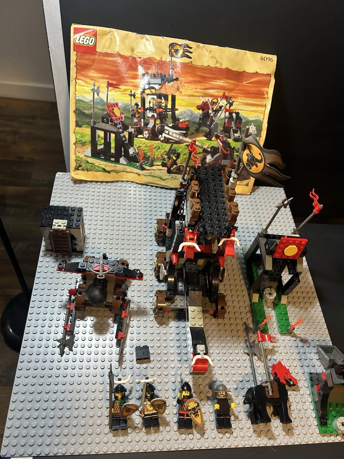 LEGO Castle: Bull's Attack (6096)