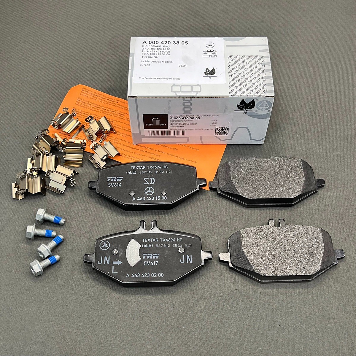 New Rear Brake Pad Set For Mercedes-Benz G550 GLE53 AMG 0004203805 A0004203805 New Rear Brake Pad Set For Mercedes-Benz G550 GLE53 AMG 0004203805 A0004203805