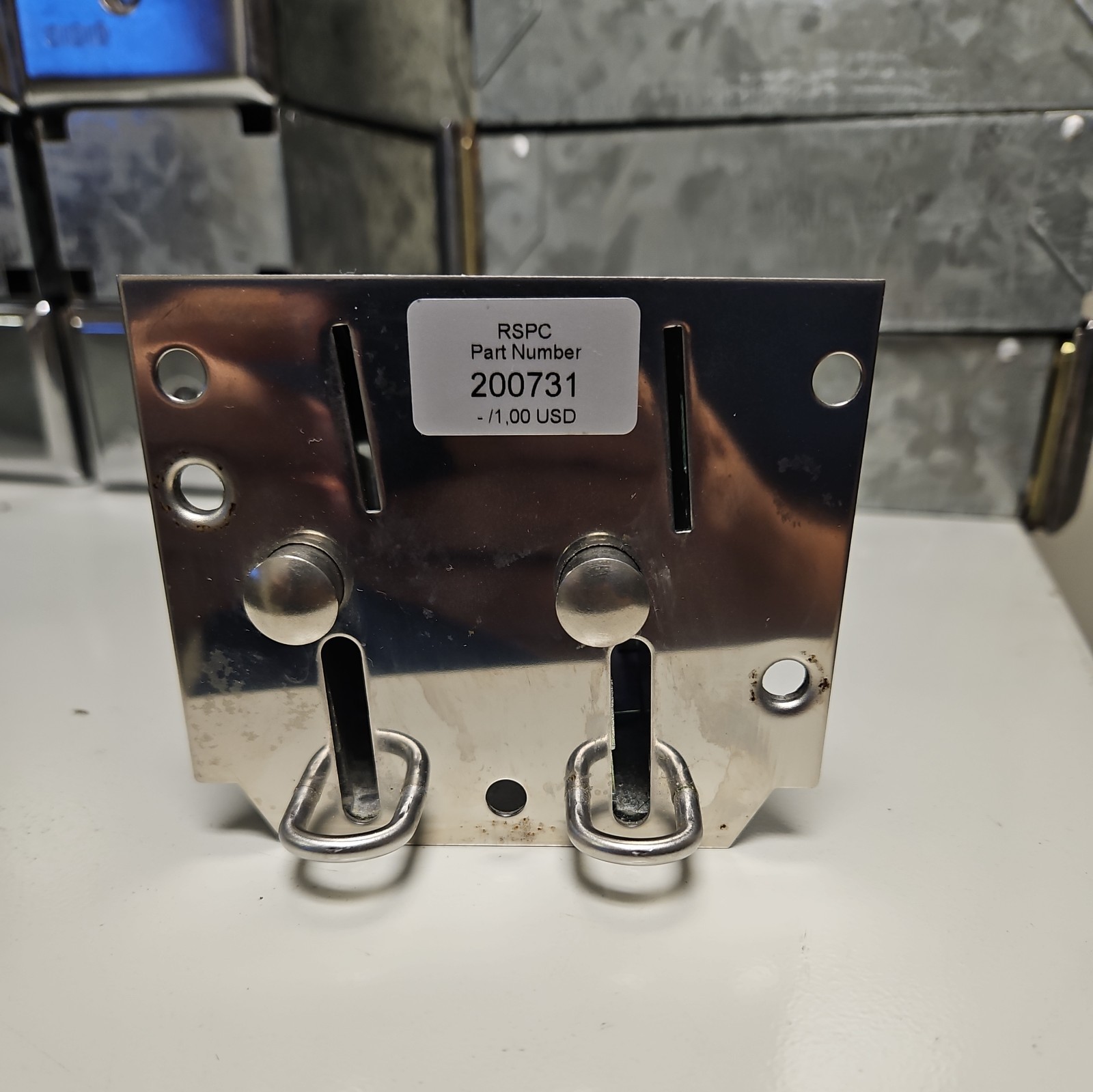 Alliance Speed Queen Huebsch Coin Acceptor Double Drop 70441603 0.25/1.00 Alliance Speed Queen Huebsch Coin Acceptor Double Drop 70441603 0.25/1.00