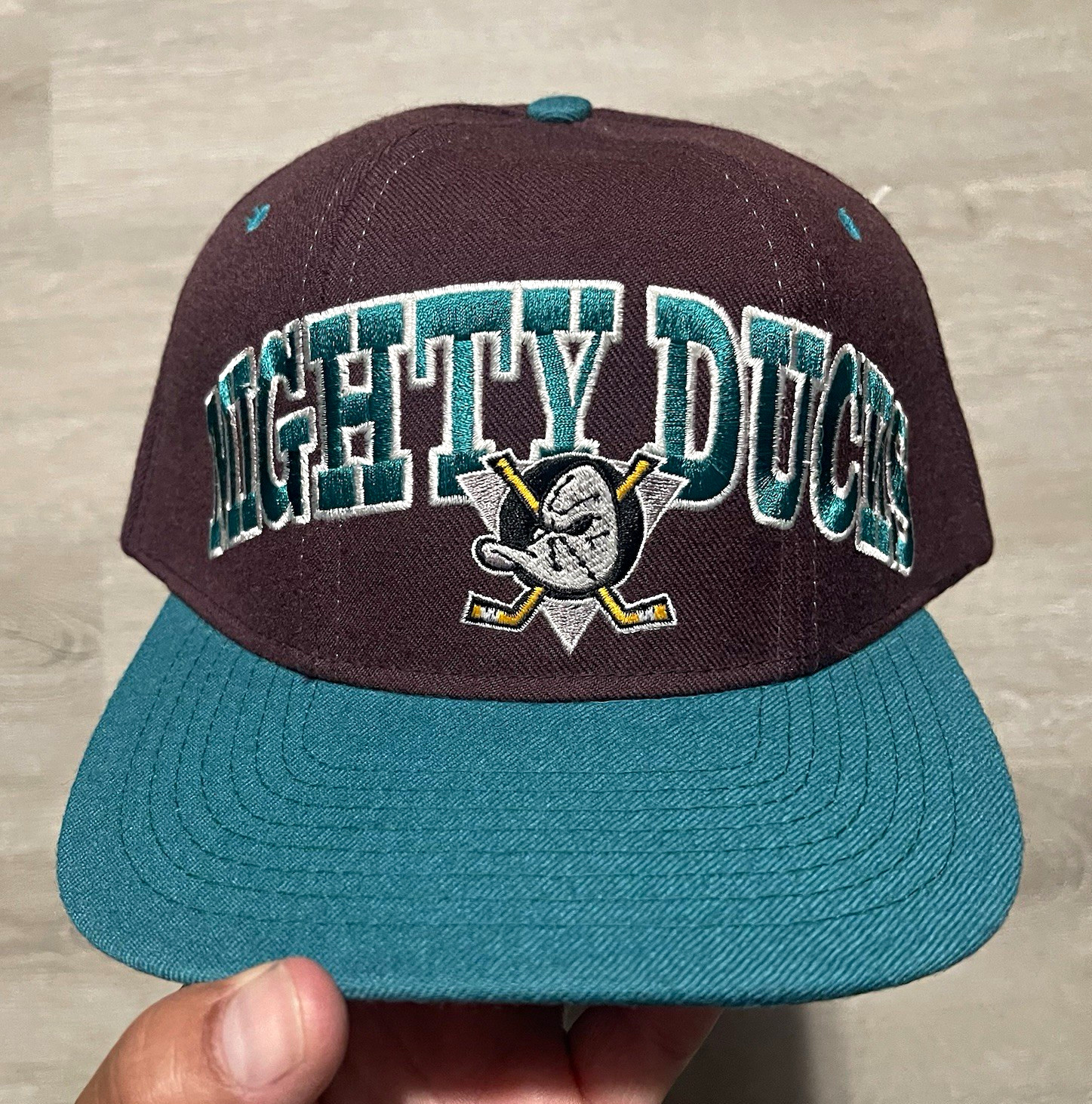 NWT 90s Starter Anaheim Mighty Ducks Snapback Cap Hat Purple Teal 
