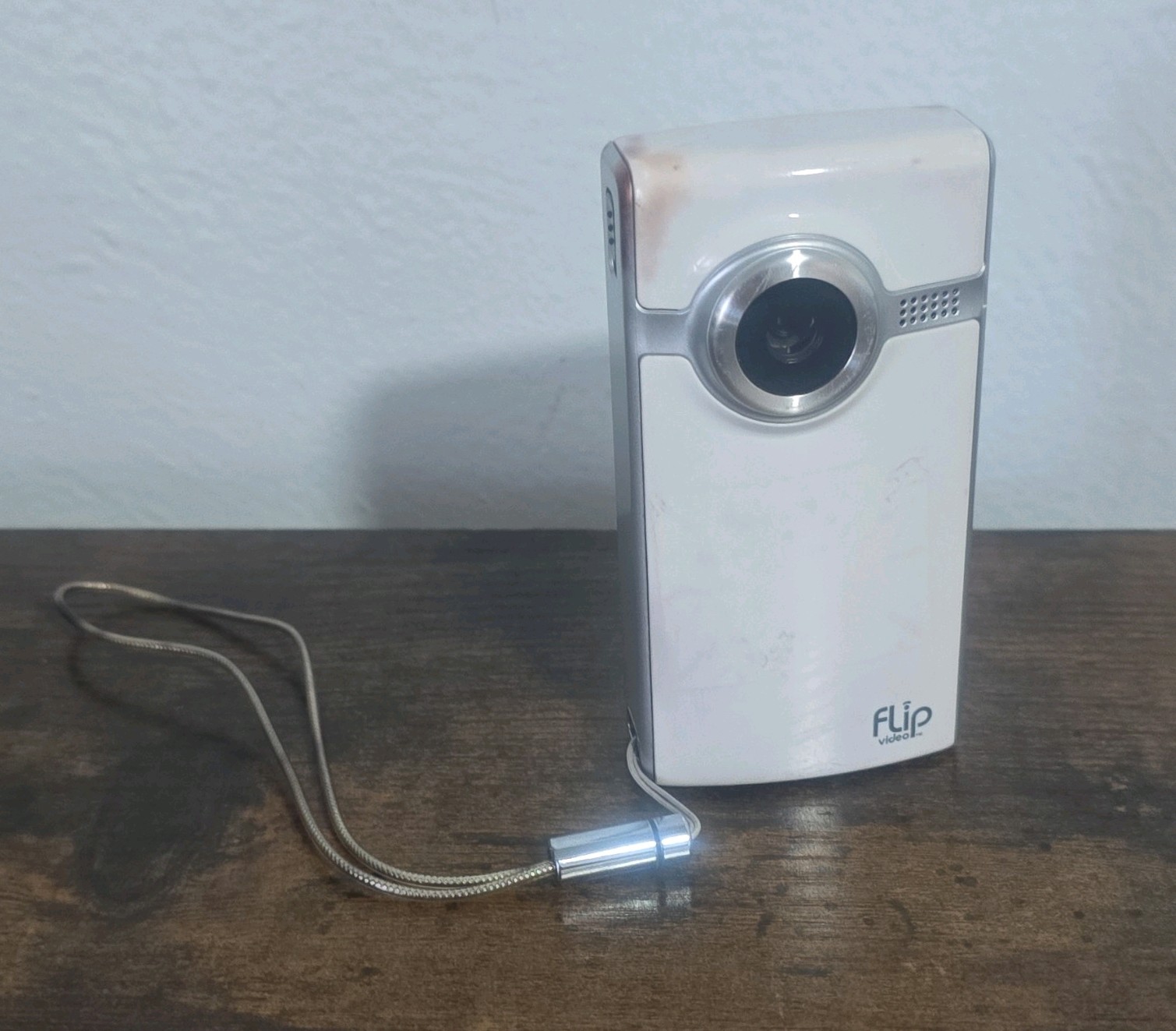 Flip Video Recorder Model PSV-551 White 60 minutes VGA Format Tested Flip Video Recorder Model PSV-551 White 60 minutes VGA Format Tested