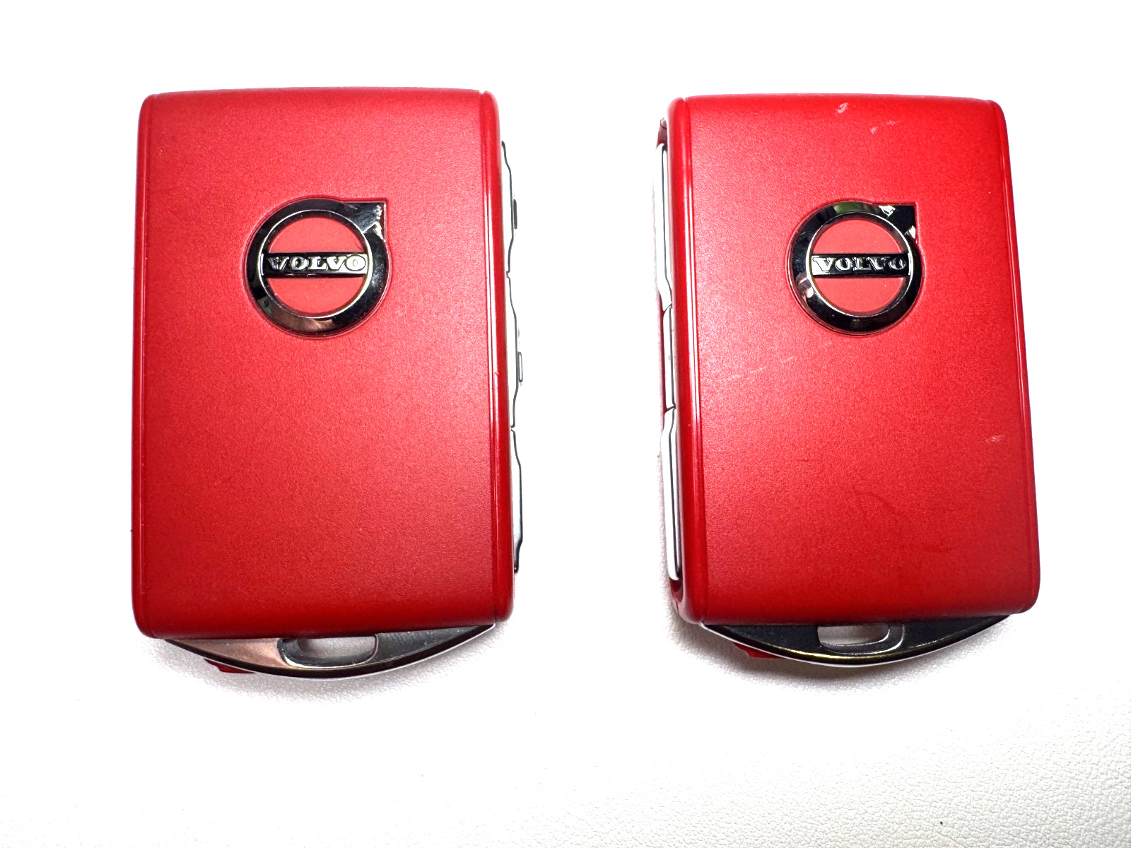 2 PACK FACTORY VOLVO OEM KEYLESS ENTRY REMOTE FOB YGOHUF8423 RED VERY NICE