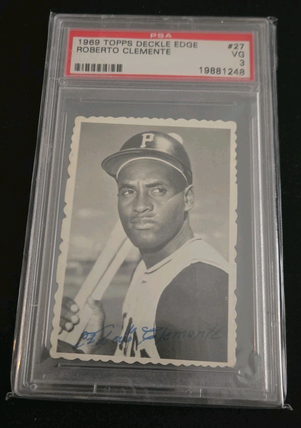 1969 Topps - Deckle Edge Roberto Clemente #27 Called Bob on Card 1969 Topps - Deckle Edge Roberto Clemente #27 Called Bob on Card