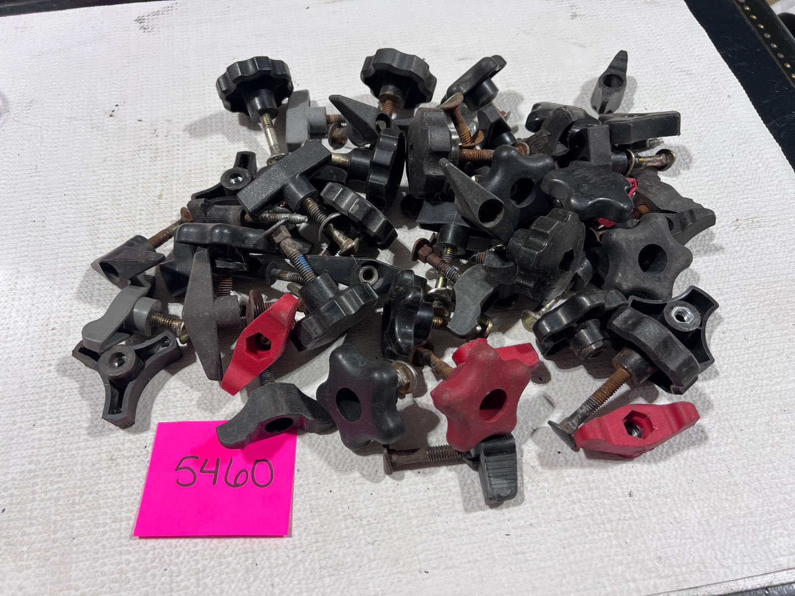 4 Lbs Pounds Assorted Miscellaneous KNOBS (#5460) 4 Lbs Pounds Assorted Miscellaneous KNOBS (#5460)