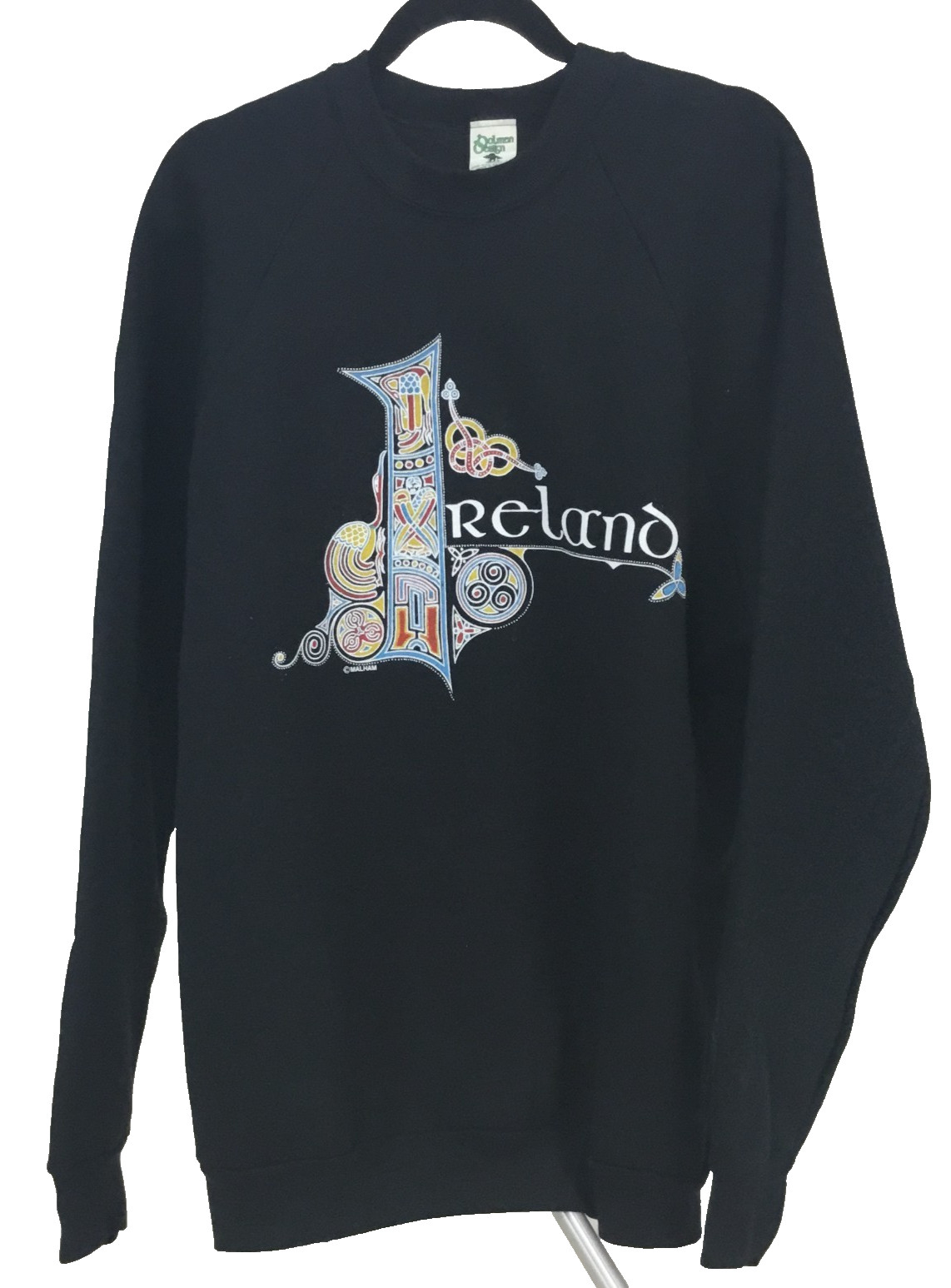 VTG Dolmen Design Made in Ireland Celtic Letter Black Sweatshirt 1 Size Fits All
