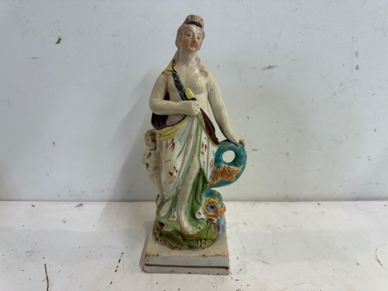 Antique Early 19th Century Staffordshire Pearlware Venus Figurine c. 1810 Antique Early 19th Century Staffordshire Pearlware Venus Figurine c. 1810
