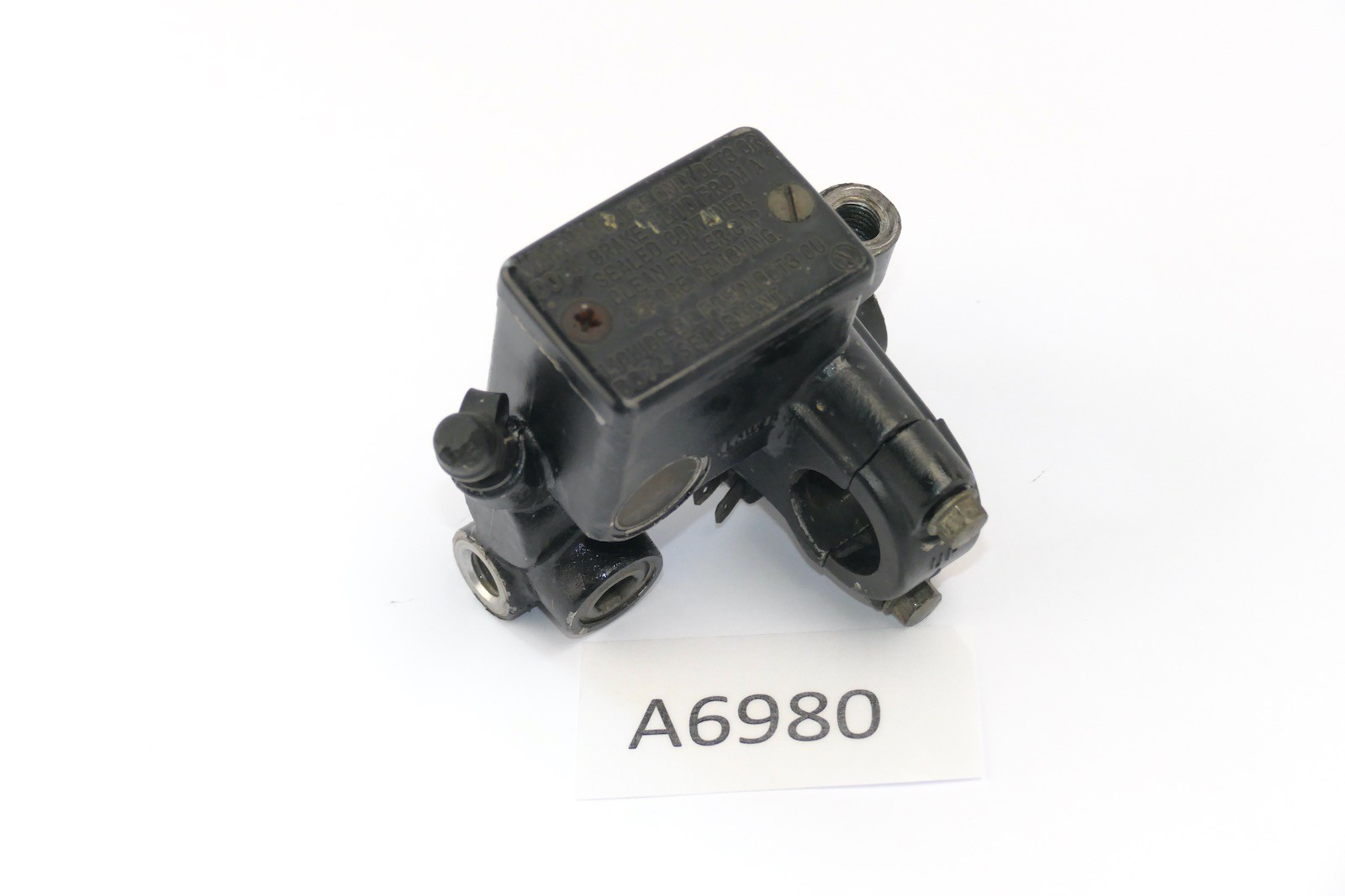 Honda XL 600 LM PD04 1985 - 1988 - Front Brake Pump A6980
