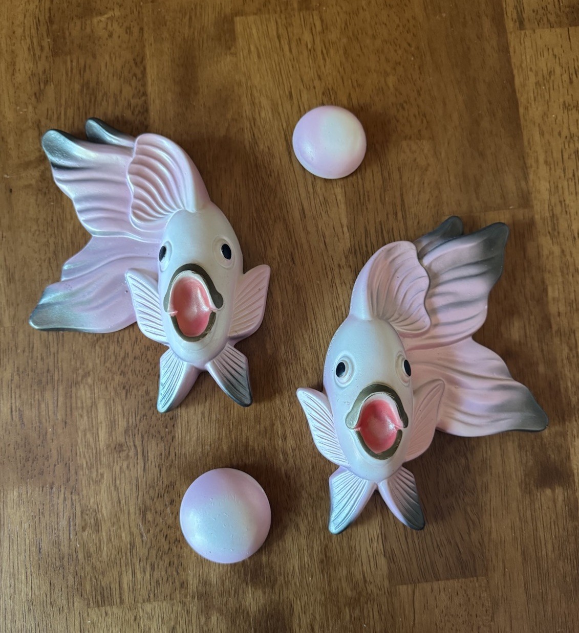 Miller Studio Pink Chalkware Fish Bubbles Wall Plaques 1970 Kitschy Grandmacore Miller Studio Pink Chalkware Fish Bubbles Wall Plaques 1970 Kitschy Grandmacore