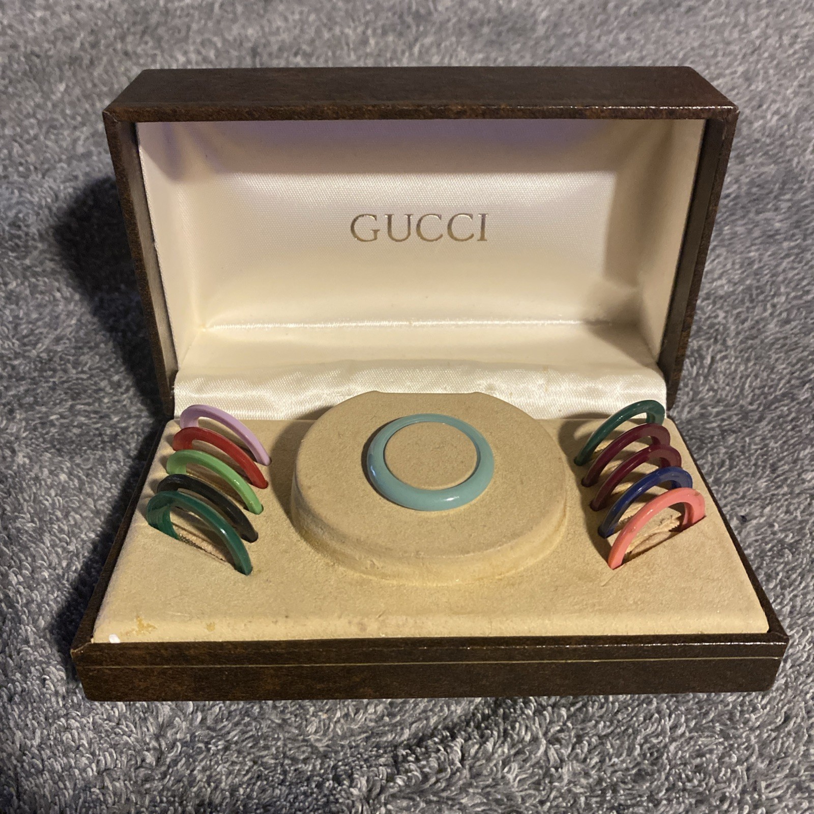 RARE Vintage 1980’s-90’s GUCCI Watch Box Interchangeable 11 Bezels Only RARE Vintage 1980’s-90’s GUCCI Watch Box Interchangeable 11 Bezels Only