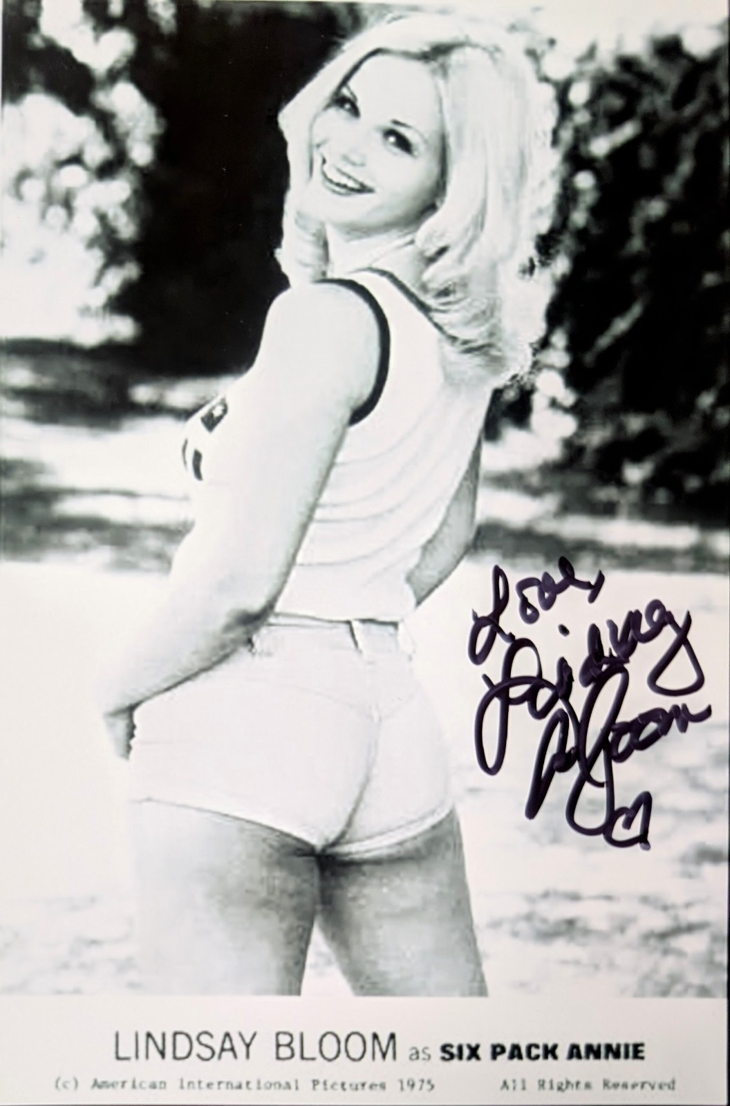 LINDSAY BLOOM Signed/Autographed 6x4 Photograph