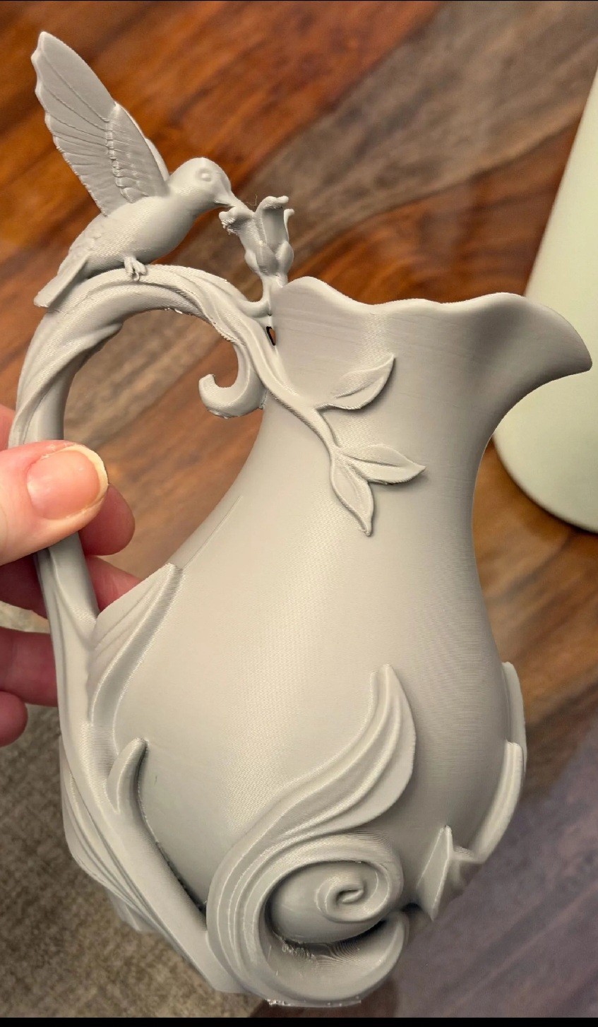 Hummingbird Pitcher Flower Vase 3D Printed Hummingbird Pitcher Flower Vase 3D Printed