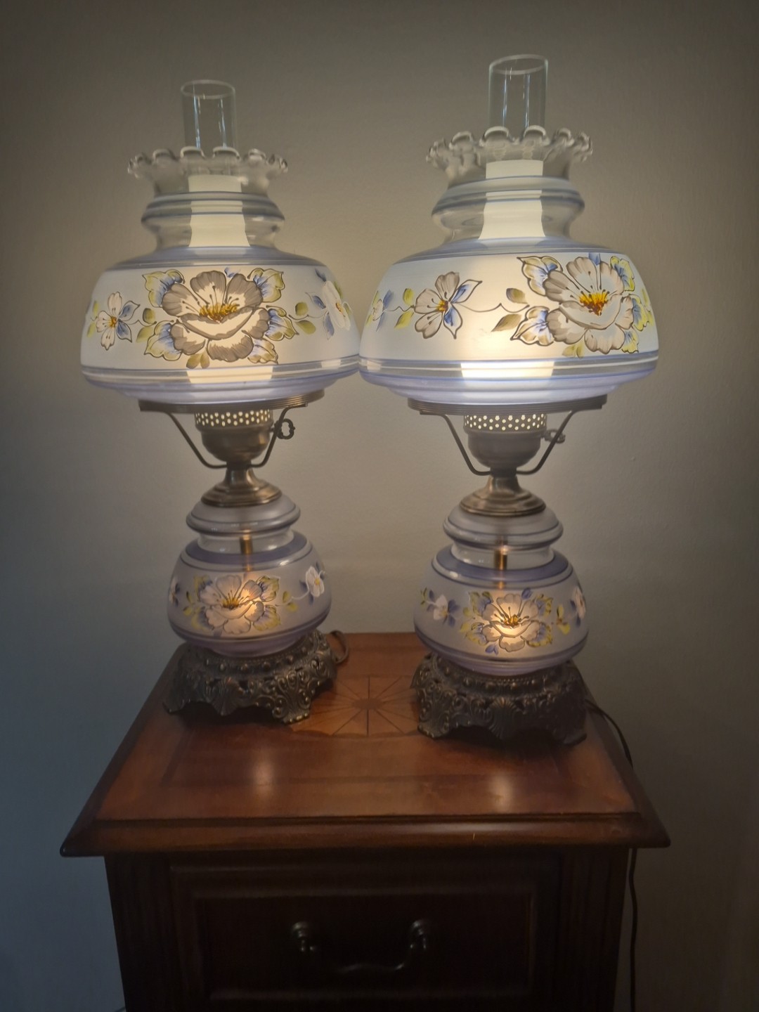 Vintage Hand Painted Beautiful Hurricane Lamps GWTW Set Of 2 Blue/ White Floral