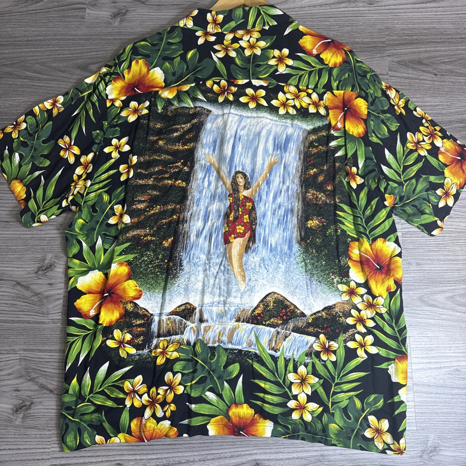 Vtg Kennington LTD California hula girls button up Hawaiian shirt Size XL Rayon Vtg Kennington LTD California hula girls button up Hawaiian shirt Size XL Rayon