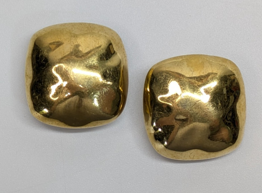 VTG Givenchy Polished Textured Gold Tone Square Dome Clip on Earrings 1 1/8\