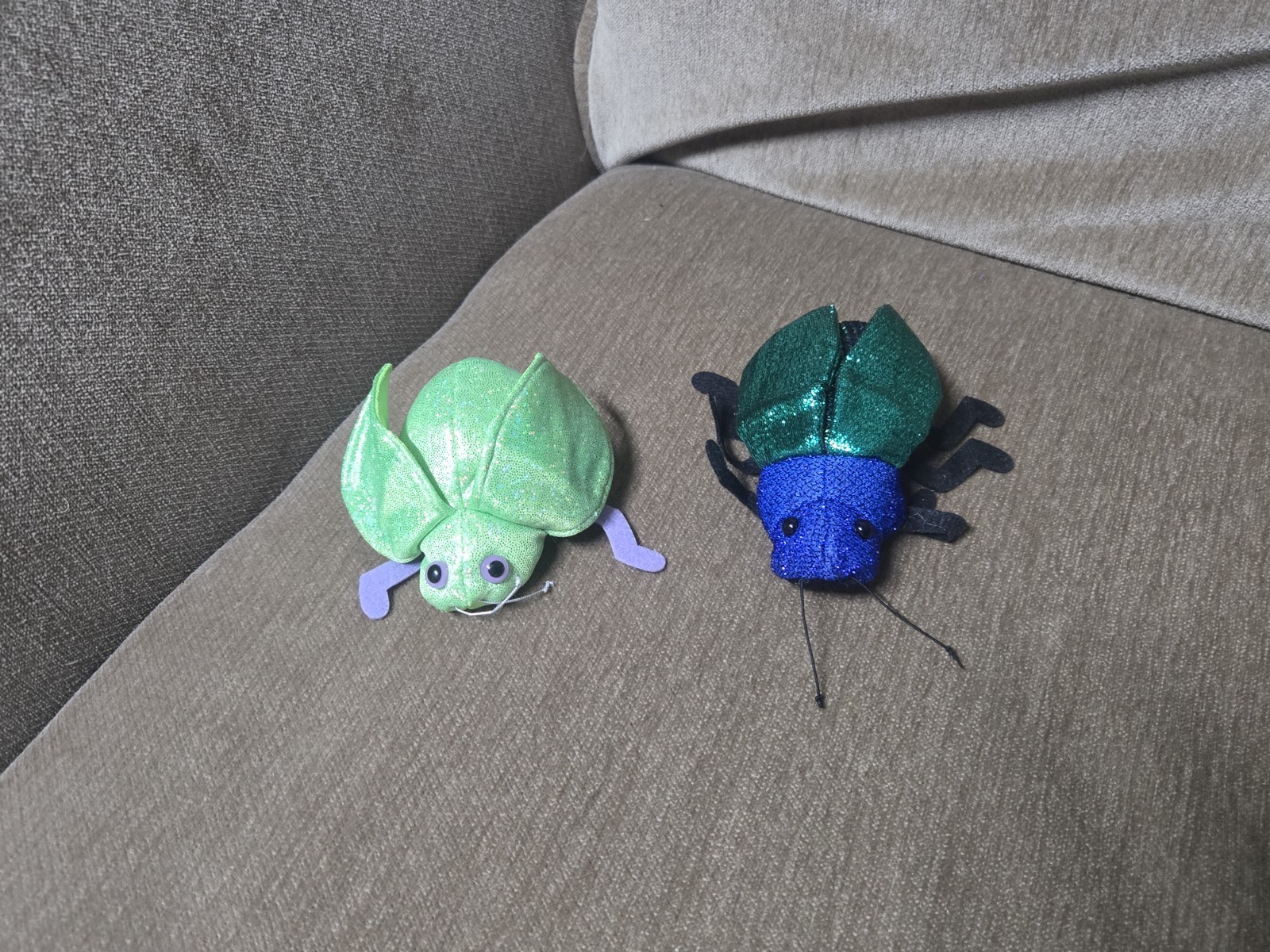 Folkmanis Folktails Finger Puppet Bug Beetle Grasshopper Cricket Puppets Folkmanis Folktails Finger Puppet Bug Beetle Grasshopper Cricket Puppets