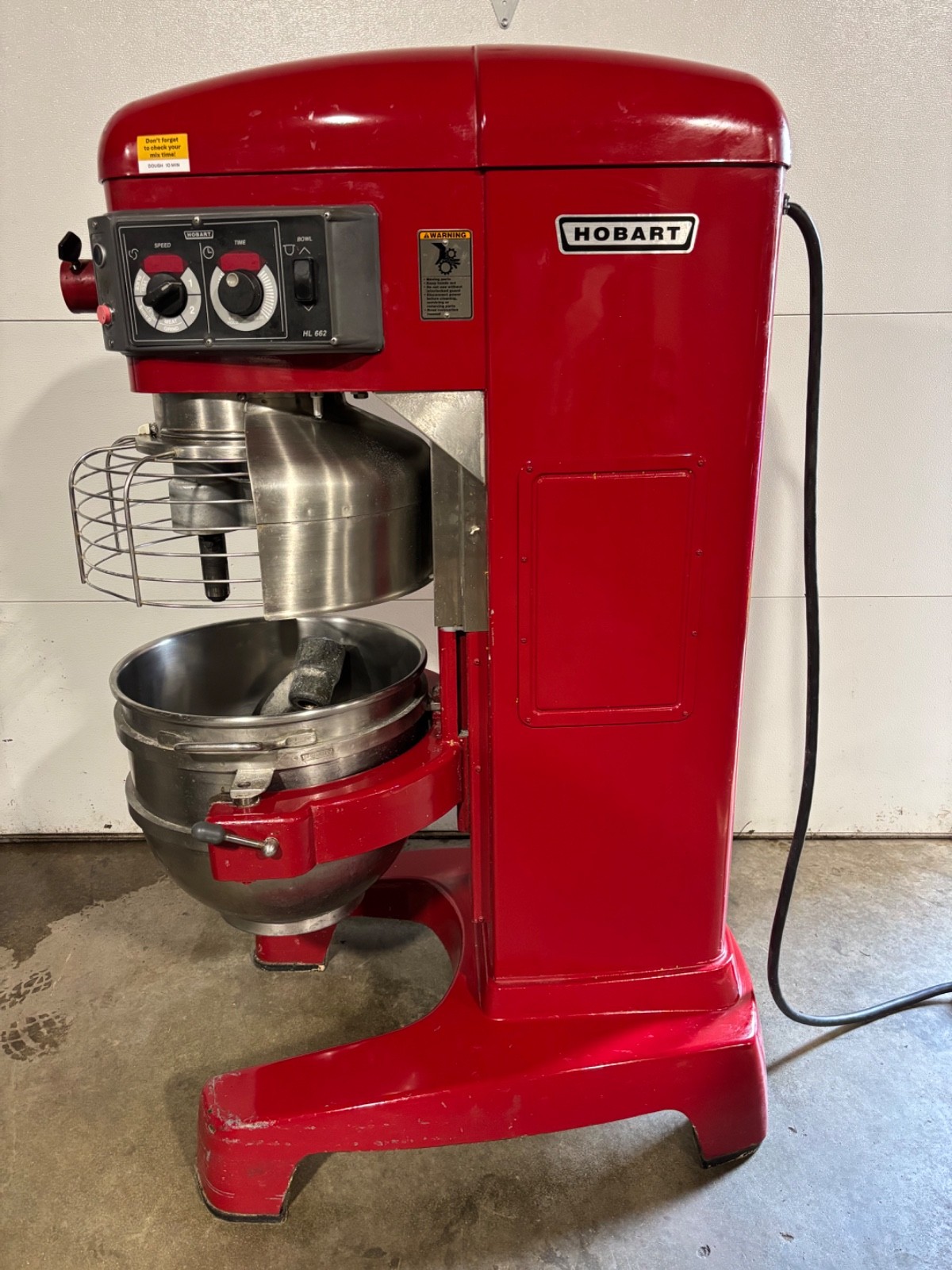 Hobart HL662 Legacy+ 60 qt Planetary Mixer w/ Bowl & Dough Hook WORKS GREAT Hobart HL662 Legacy+ 60 qt Planetary Mixer w/ Bowl & Dough Hook WORKS GREAT