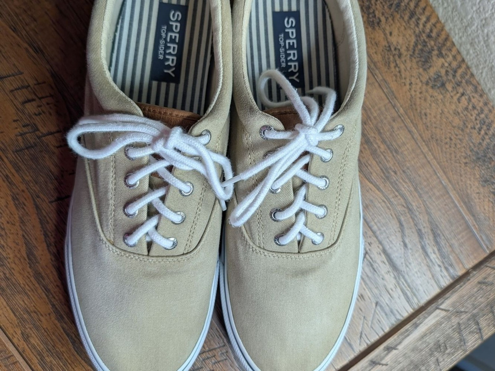 Sperry Men’s Tan Canvas Lace-Up Sneakers