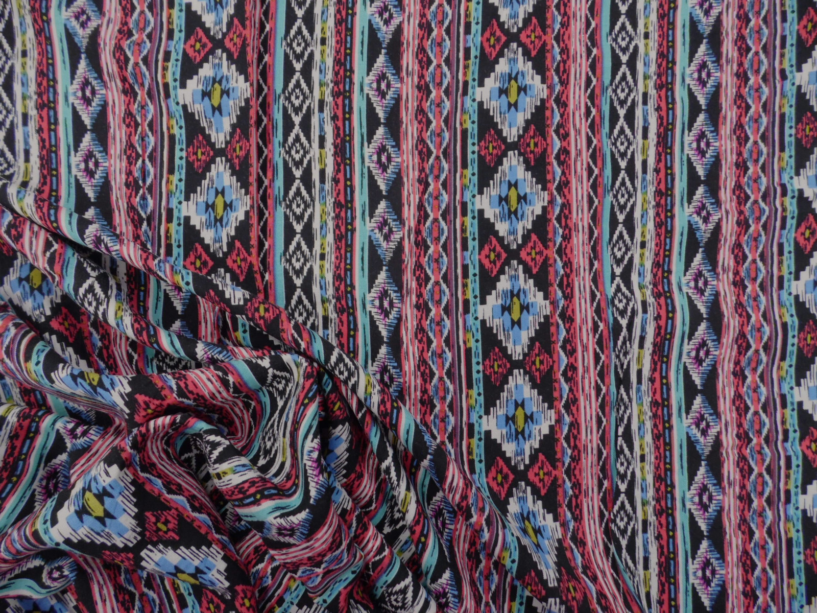 Fabric Challis Rayon Apparel Red Blue Turquoise Pink Blue Aztec E40 Fabric Challis Rayon Apparel Red Blue Turquoise Pink Blue Aztec E40