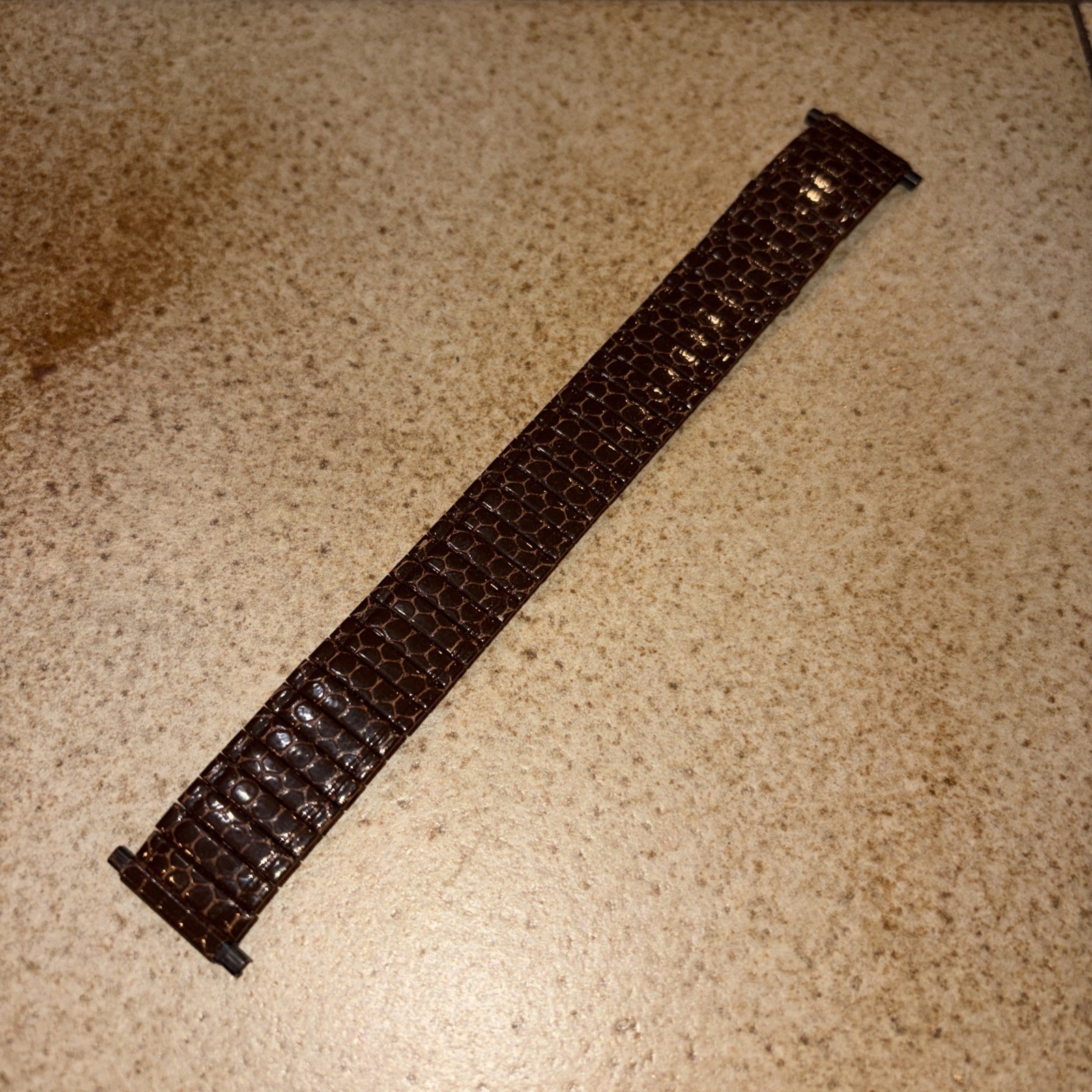 Vintage Speidel 17mm Brown Flex Band with Expansion Ends 22mm Lugs