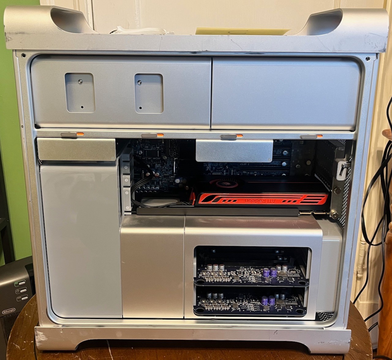 Apple MacPro 1,1 Quad Core - 2.66GHz - 10GB RAM 250GB HDD - Mac OS 10.6 🍎➕🍏