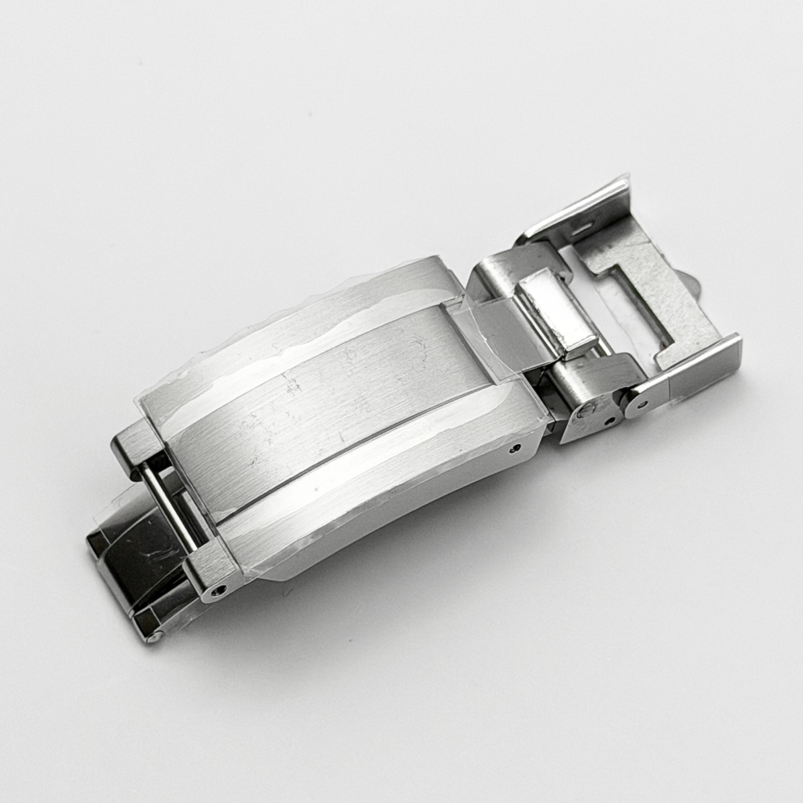 Premium T-fit Oyster Clasp Buckle Upgrade for Black Bay 58 (BB58) Ref. 79030