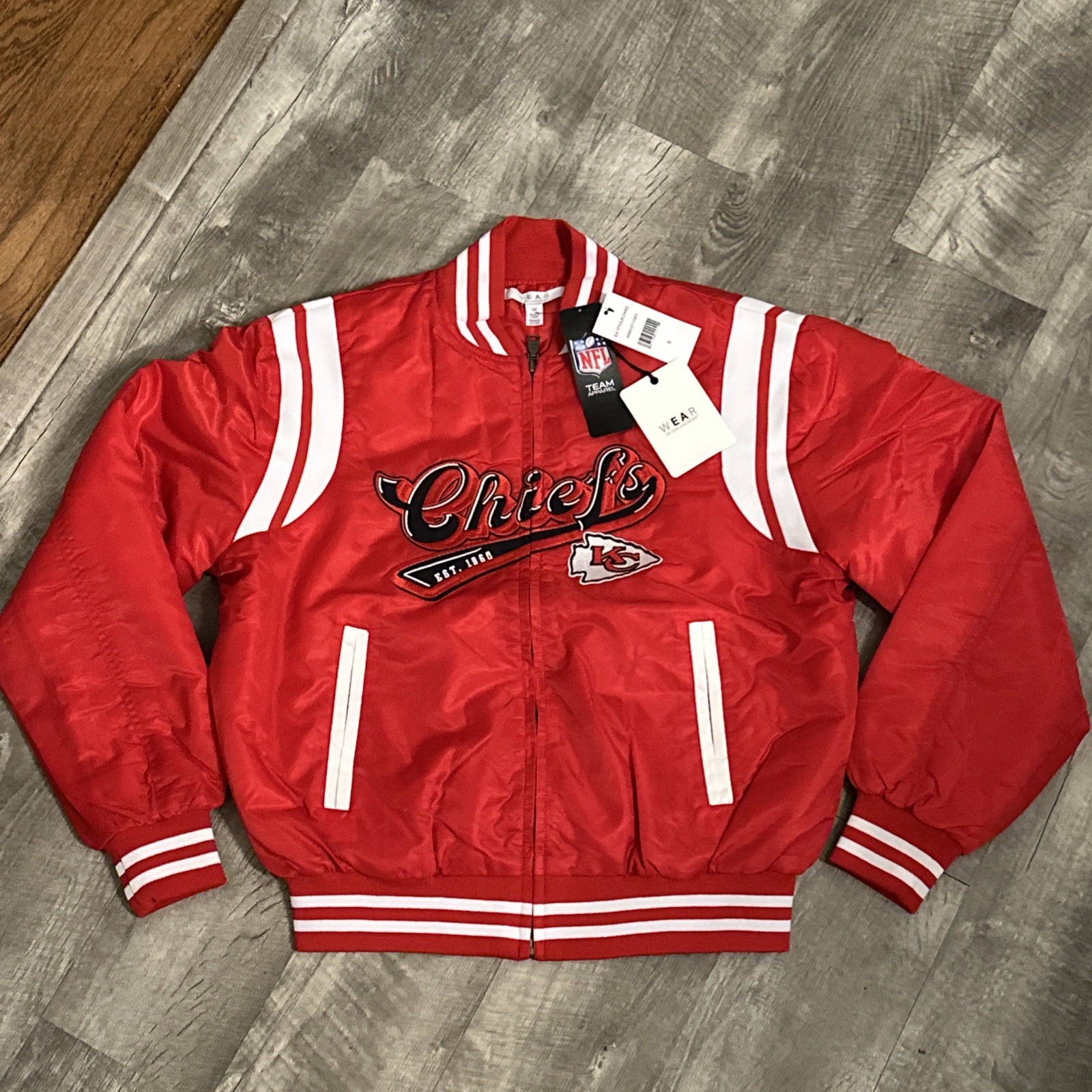 Kansas City Chiefs WEAR by Erin Andrews Women\'s Bomber Full-Zip Jacket Size S