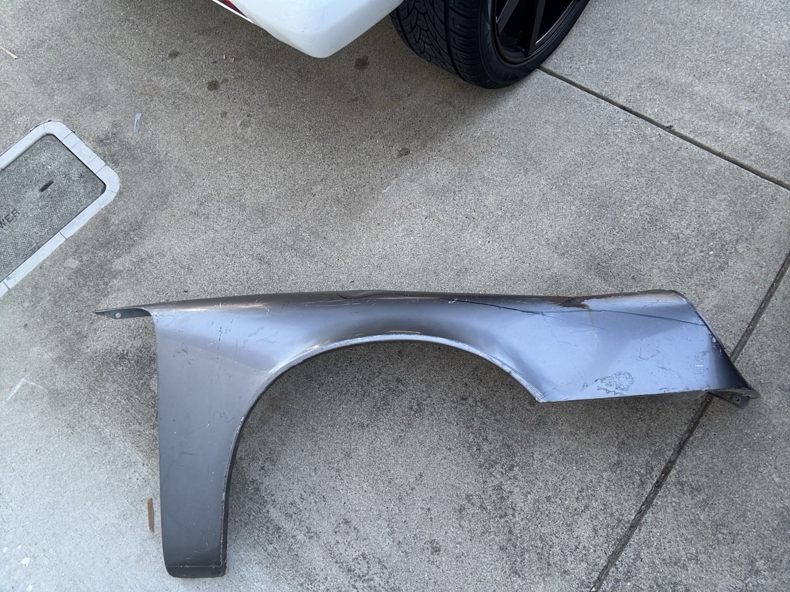 1974-1989 ORIGINAL PORSCHE 911 FRONT PASSENGER FENDER (PROJECT) 1974-1989 ORIGINAL PORSCHE 911 FRONT PASSENGER FENDER (PROJECT)