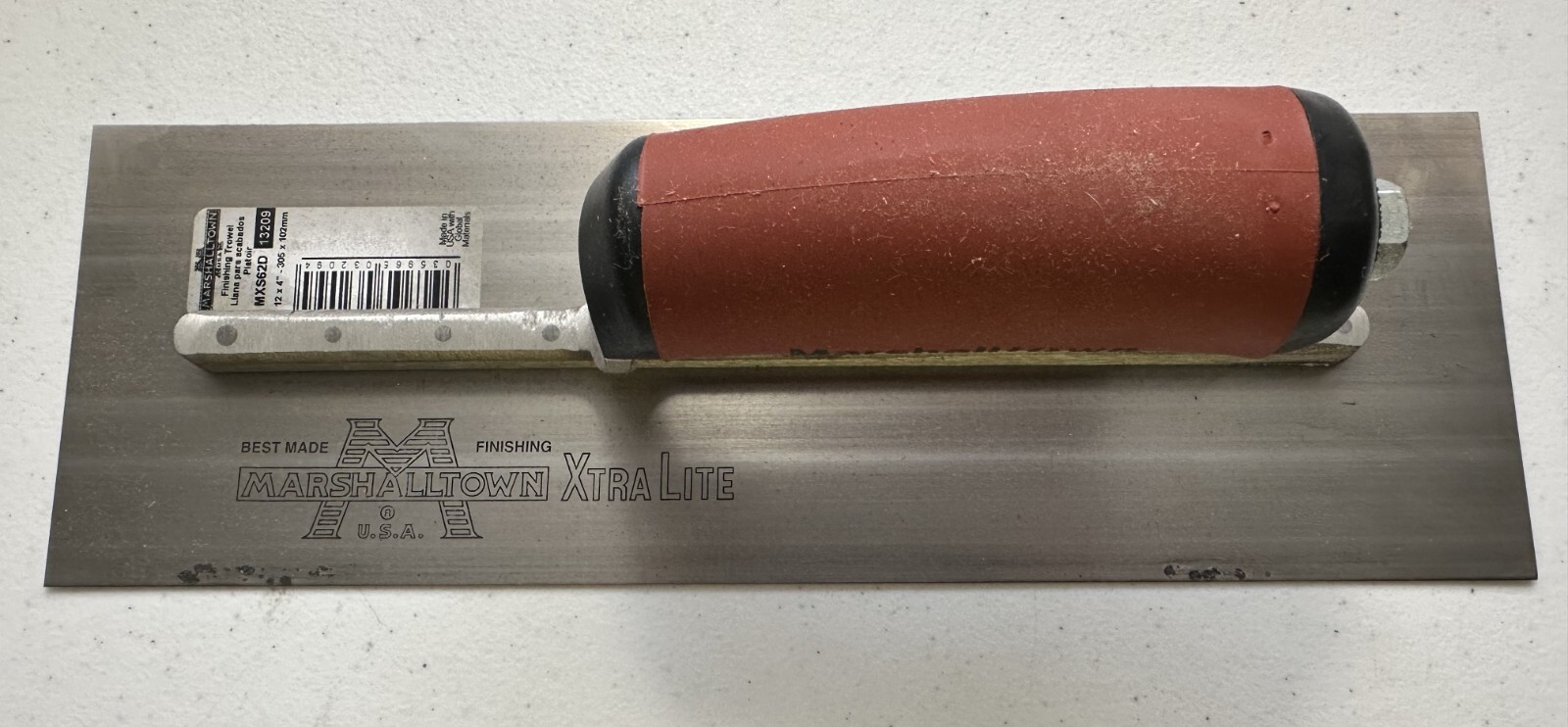 MARSHALLTOWN XTRA LITE FINISHING TROWEL MXS62D 13209 12\