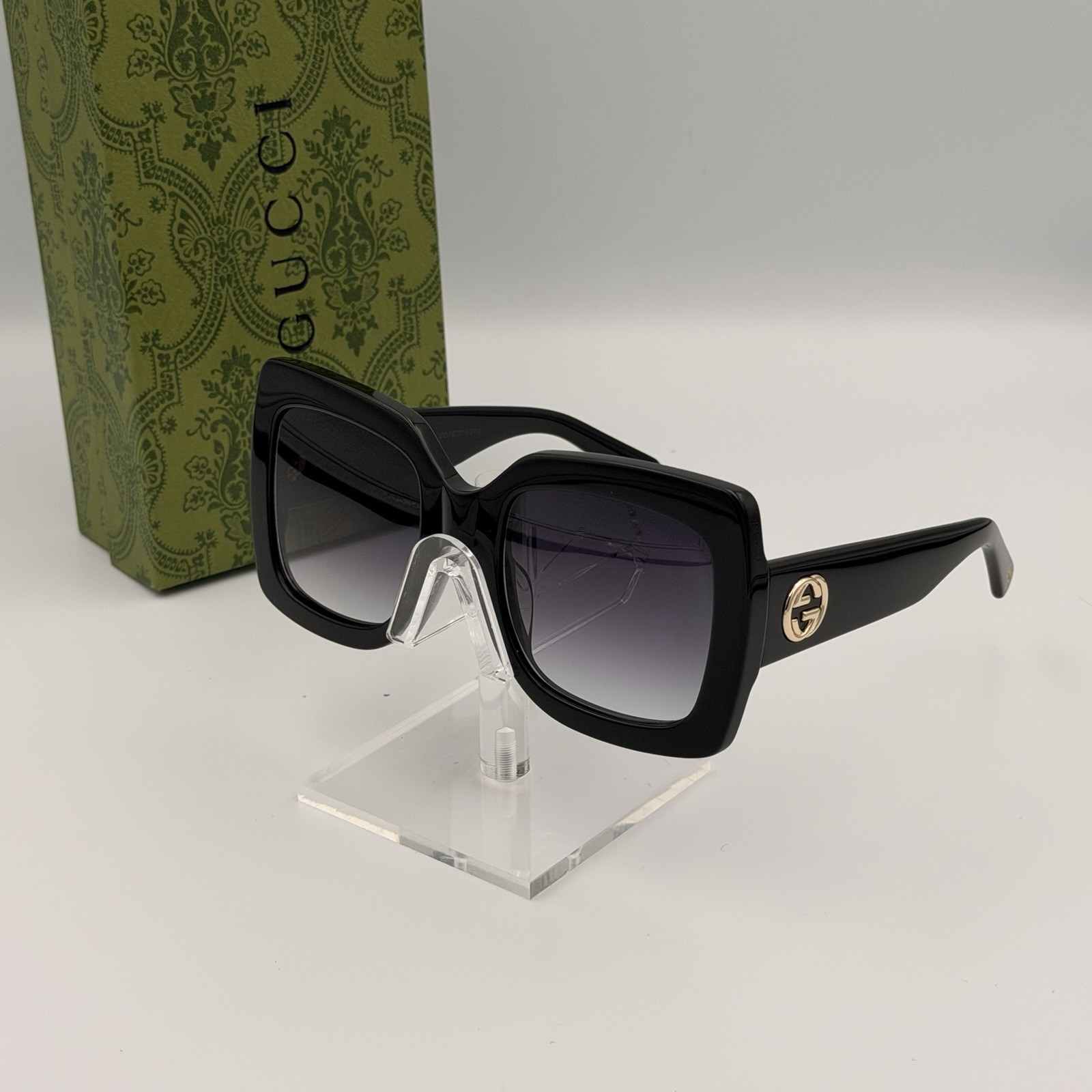 Gucci GG0083S 001 Square Black Gold Purple Gradient Lens Women\'s Ships Today