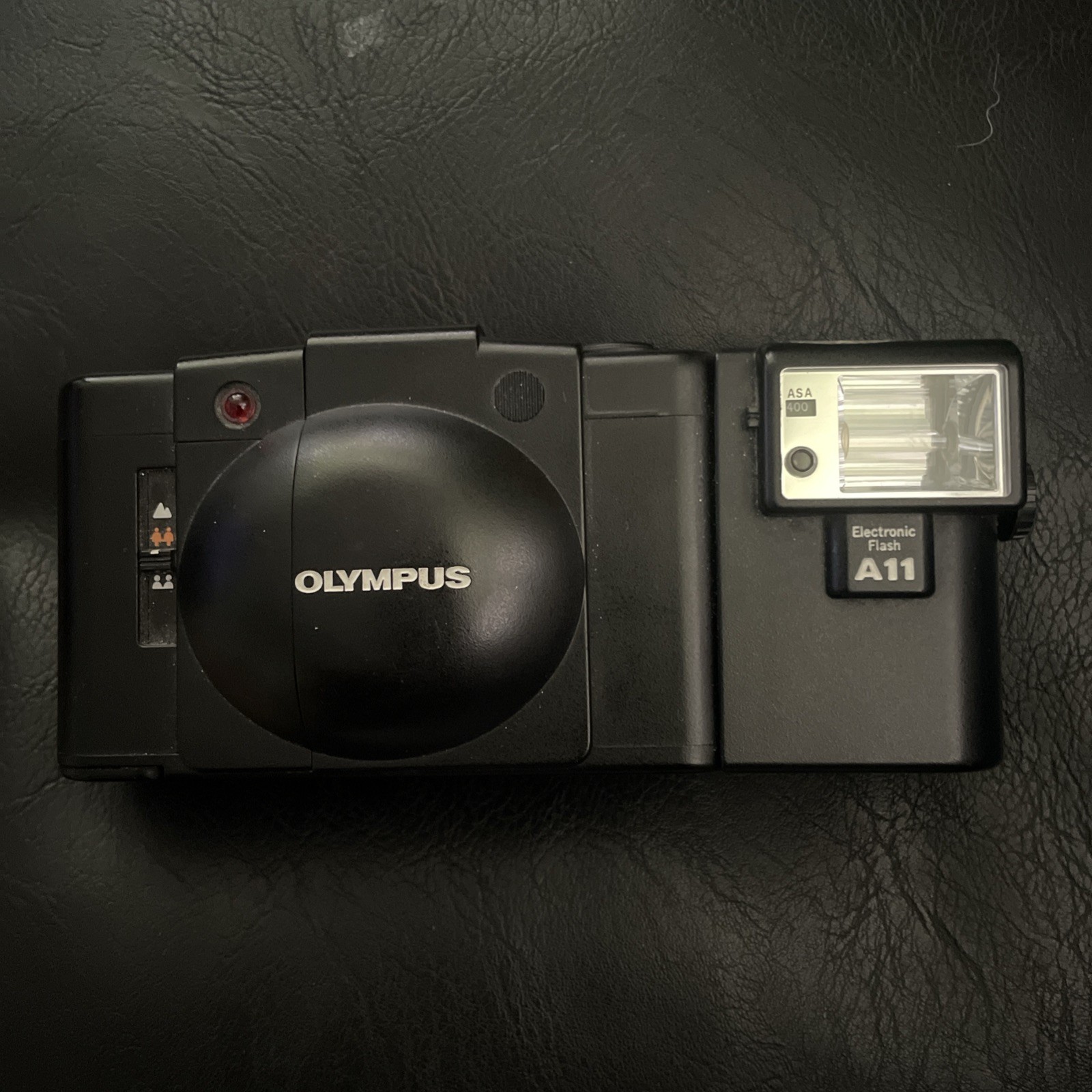 Olympus XA Point & Shoot 35mm Film Camera - Untested Olympus XA Point & Shoot 35mm Film Camera - Untested