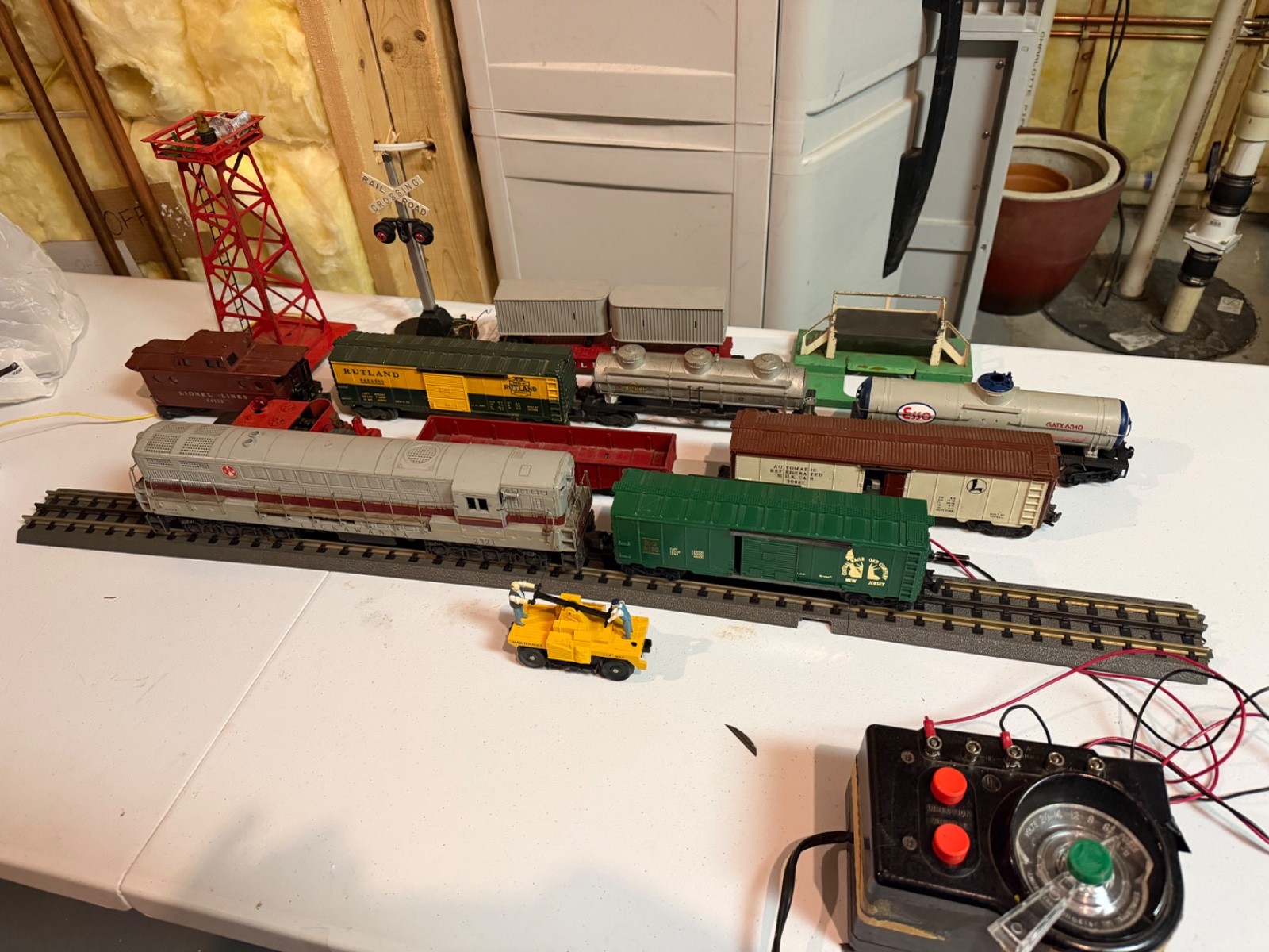 1950\'s Lionel Trains, Diesel Locomotive(Lackawana 2321)